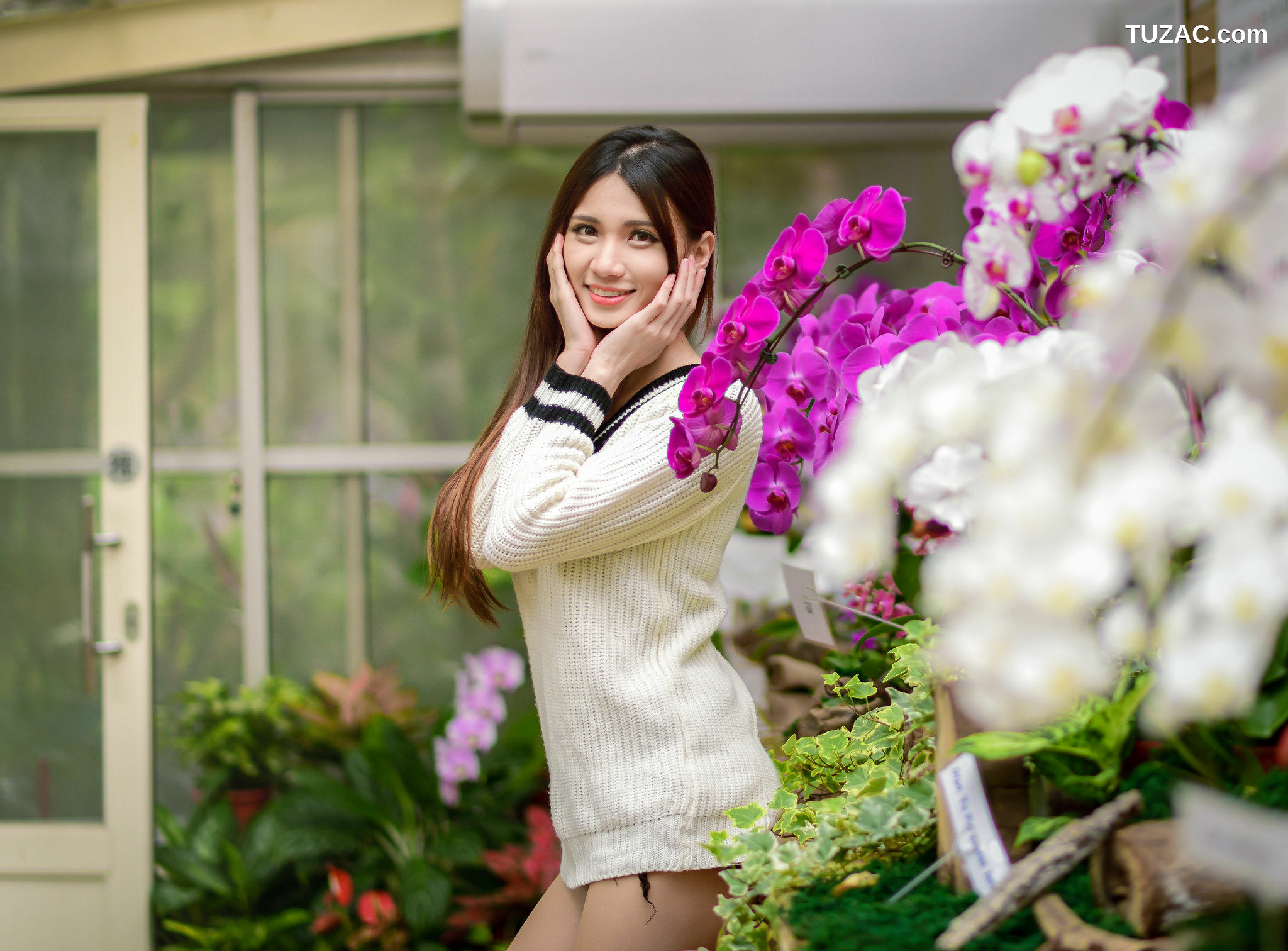 台湾正妹_ 蔡译心《信義商圈街拍時裝》 写真集[91P]