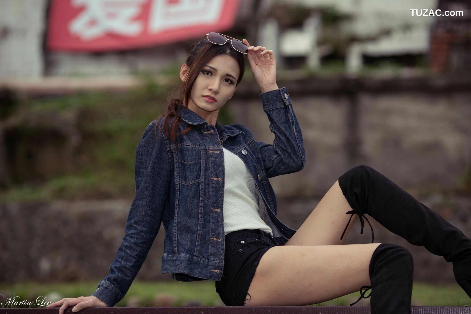 台湾正妹_ 蔡译心《寶藏巖(3套服装）》 写真集[92P]
