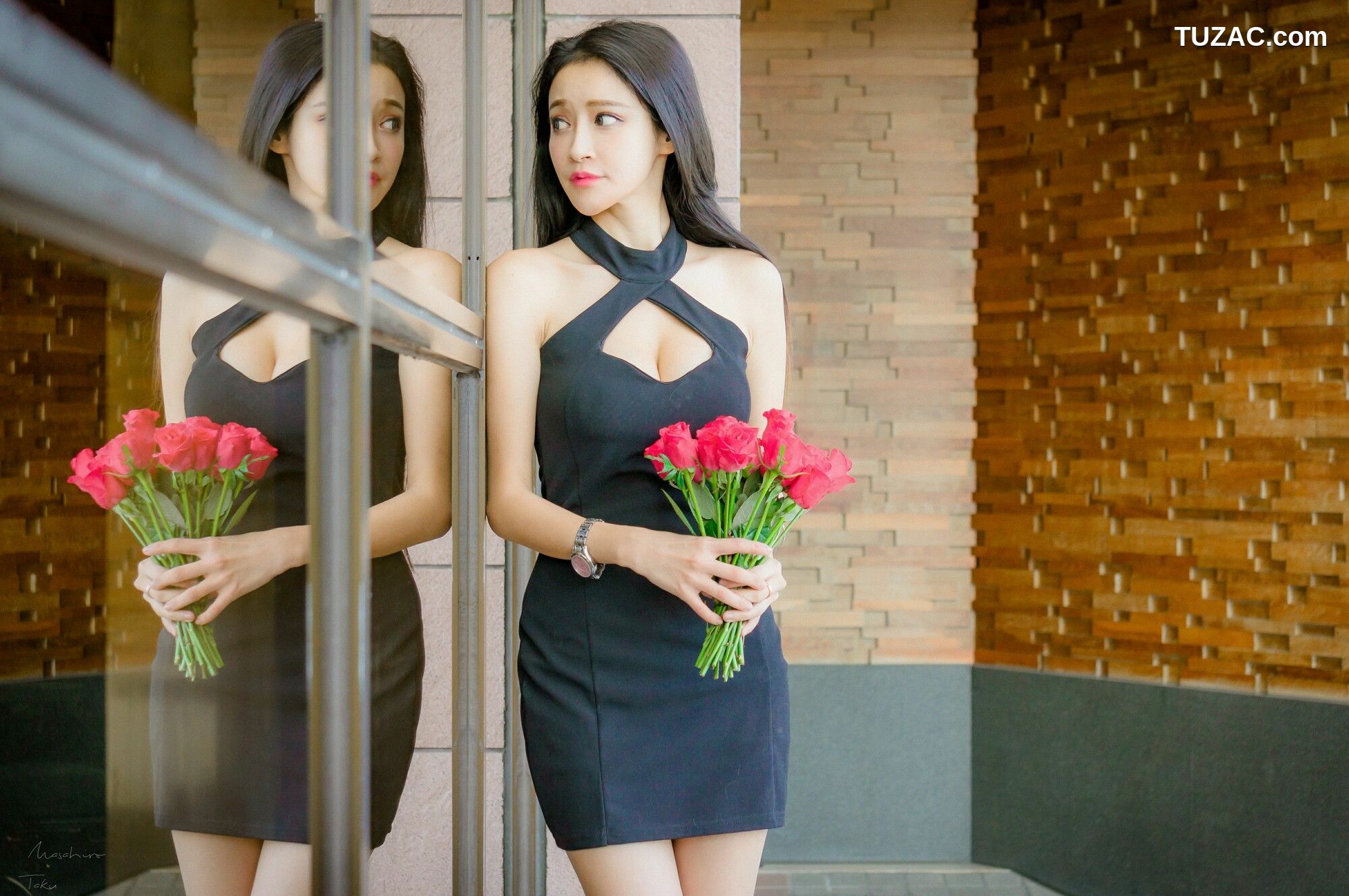 台湾正妹_ 詹艾葳Avril《黑白双色女神街拍》 写真集[71P]