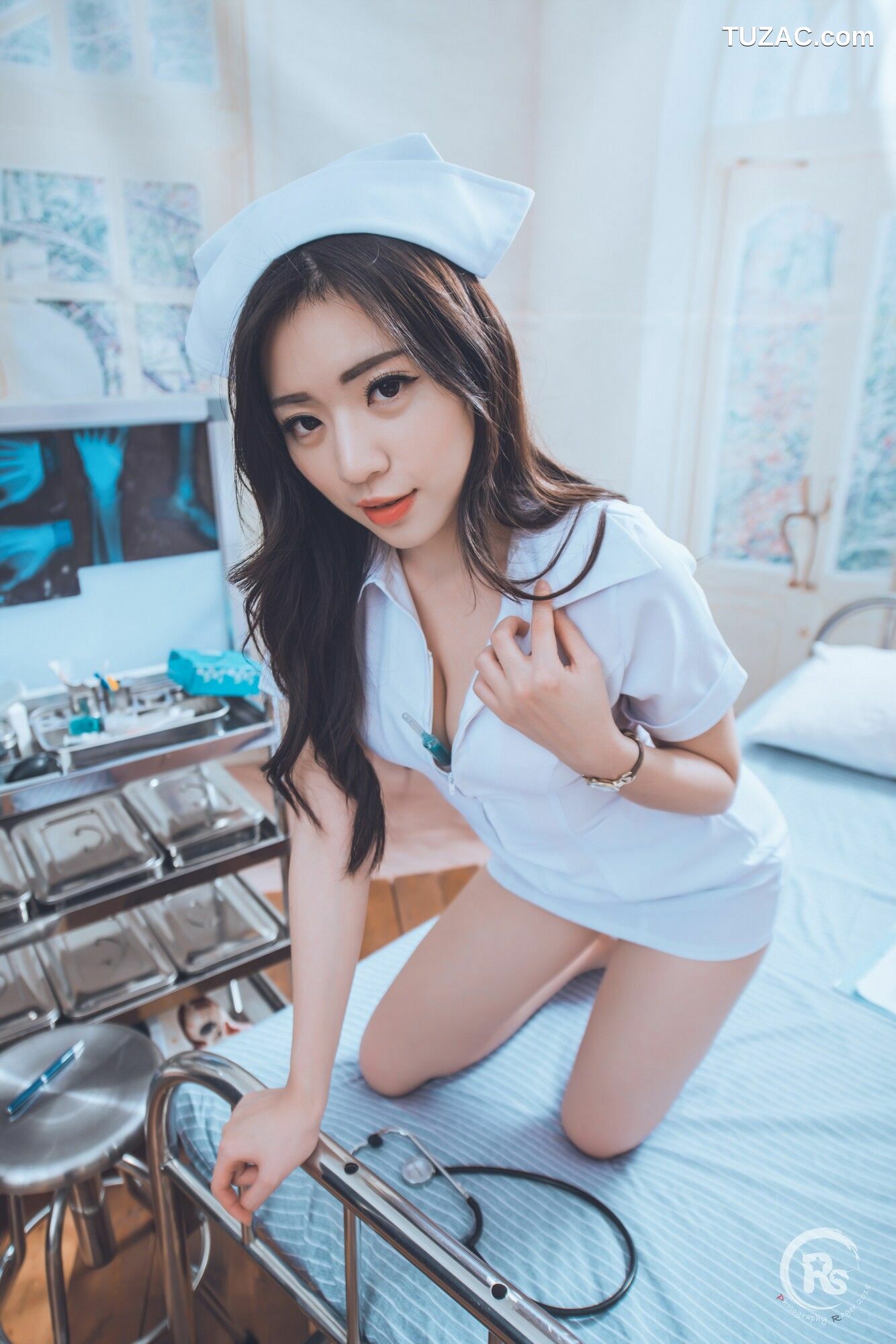 台湾正妹_ 谢立琪《谢雨琪の護士》 写真集[50P]