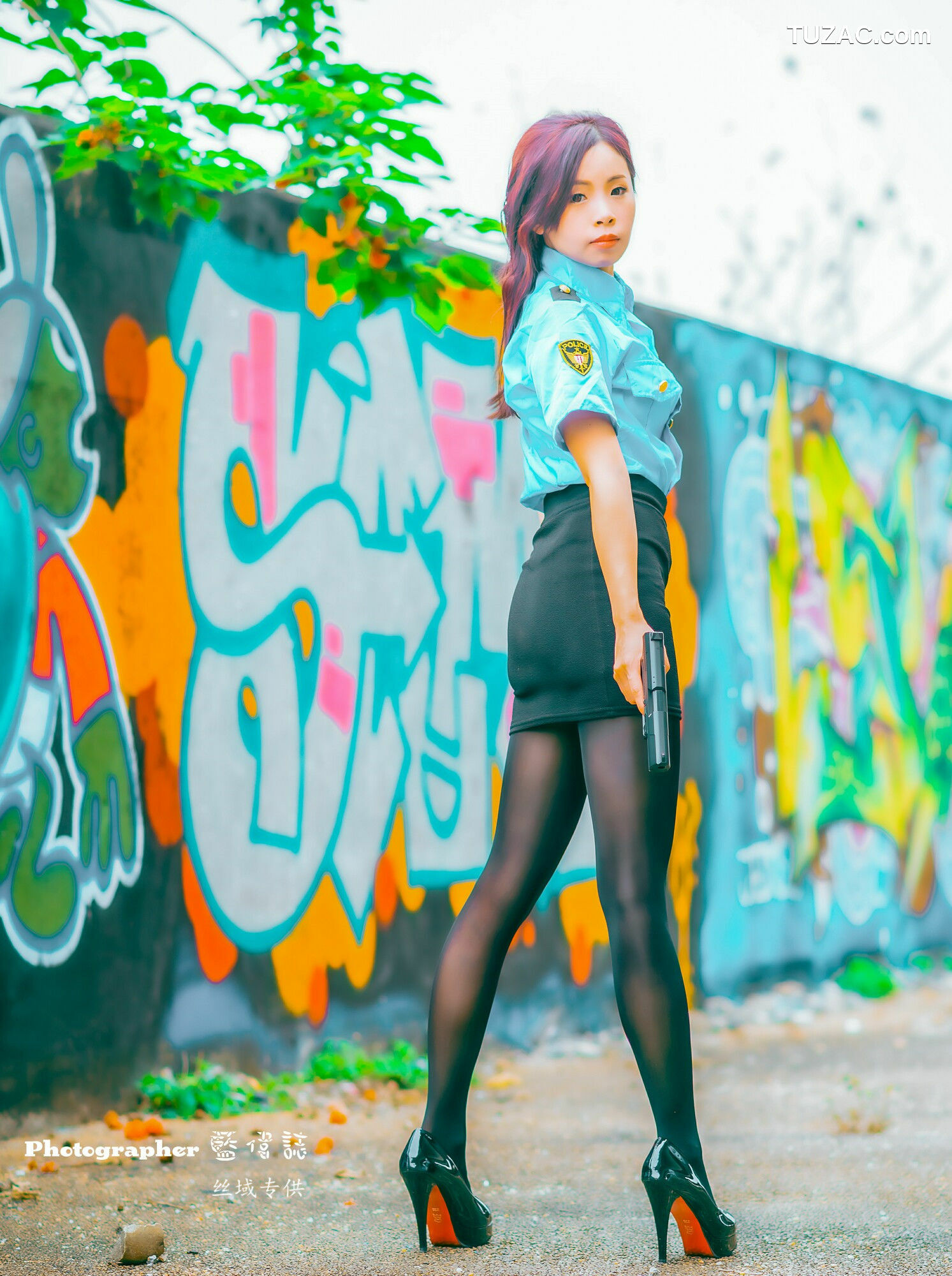 台湾正妹_ 賴筱菁《中彰橋下》(女警黑丝） 写真集[50P]