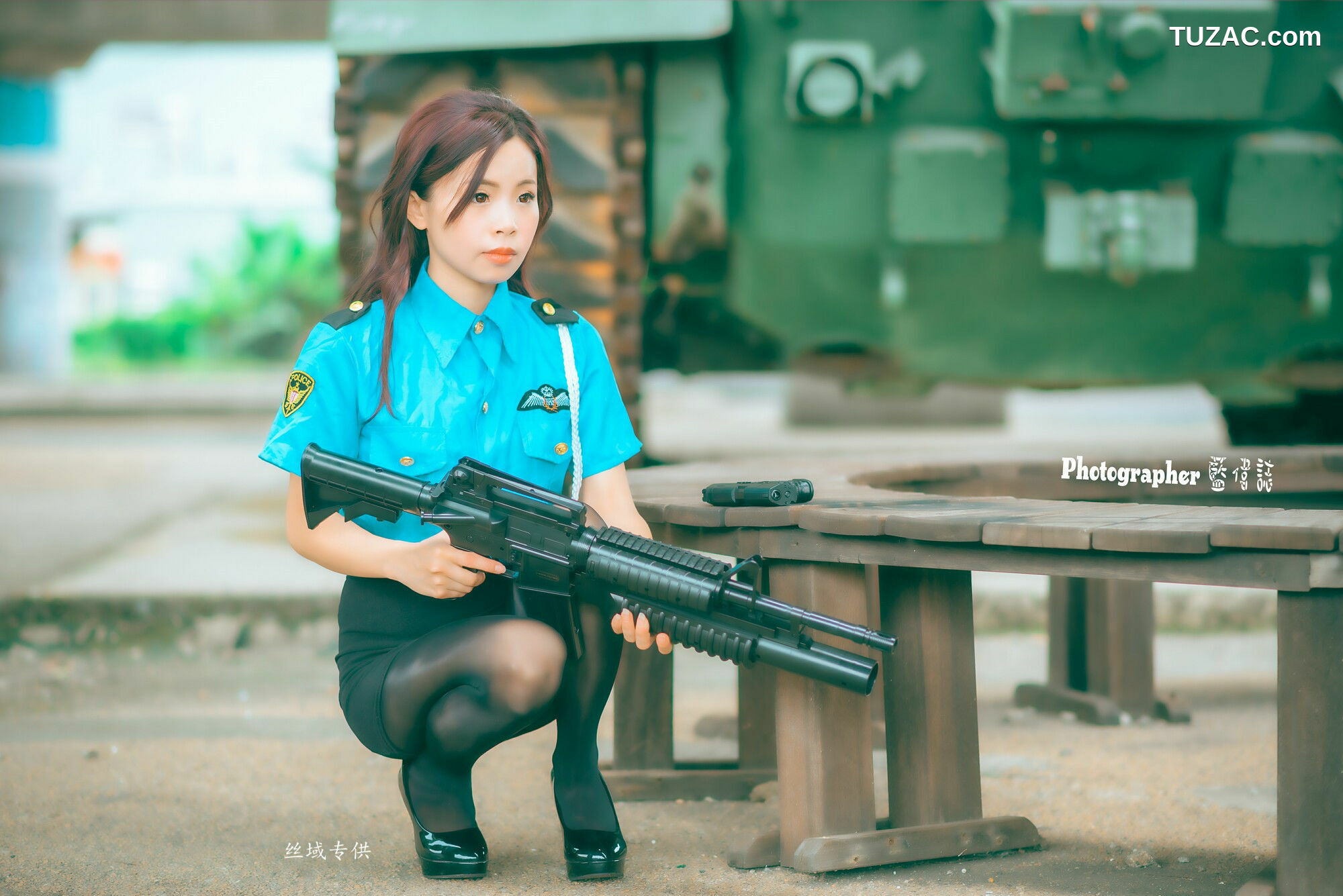 台湾正妹_ 賴筱菁《中彰橋下》(女警黑丝） 写真集[50P]