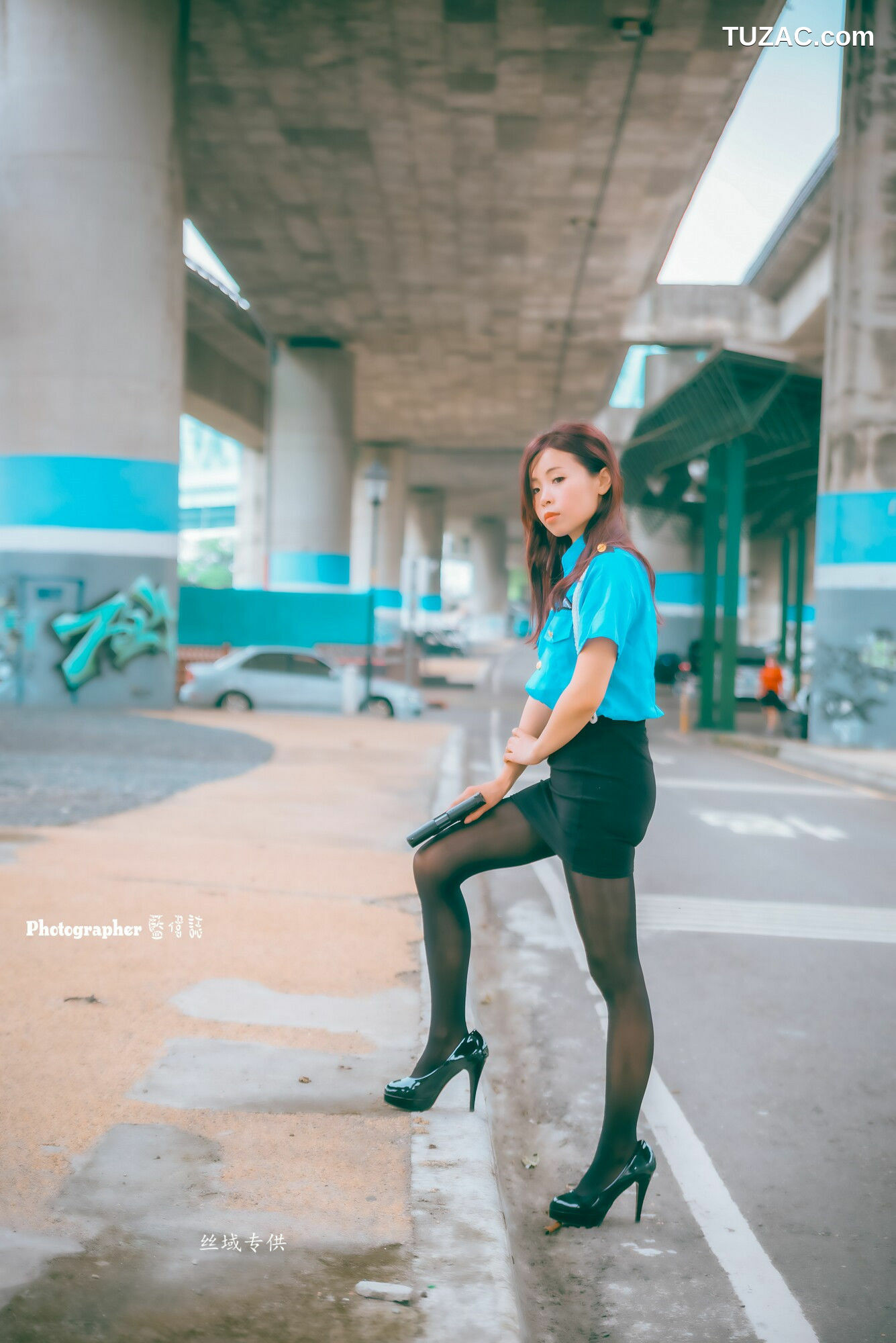 台湾正妹_ 賴筱菁《中彰橋下》(女警黑丝） 写真集[50P]