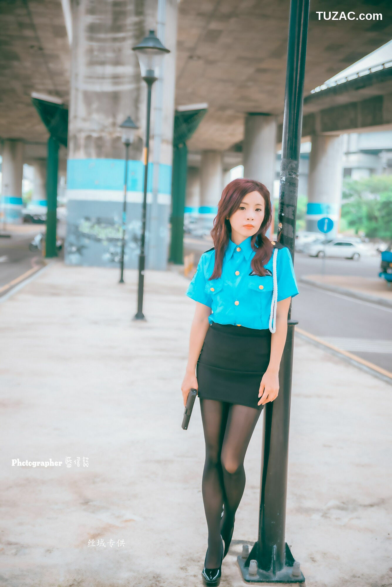 台湾正妹_ 賴筱菁《中彰橋下》(女警黑丝） 写真集[50P]