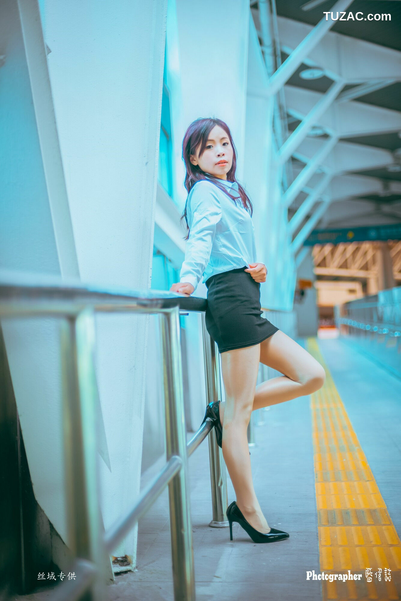 台湾正妹_ 賴筱菁《烏日高鐵》 写真集[40P]