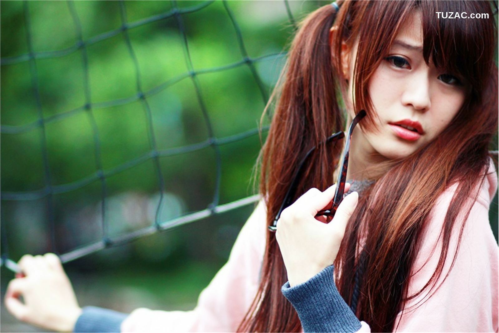 台湾正妹_ 邱俞瑄(渔瑄)+白白《校园卖萌外拍》 写真集[29P]