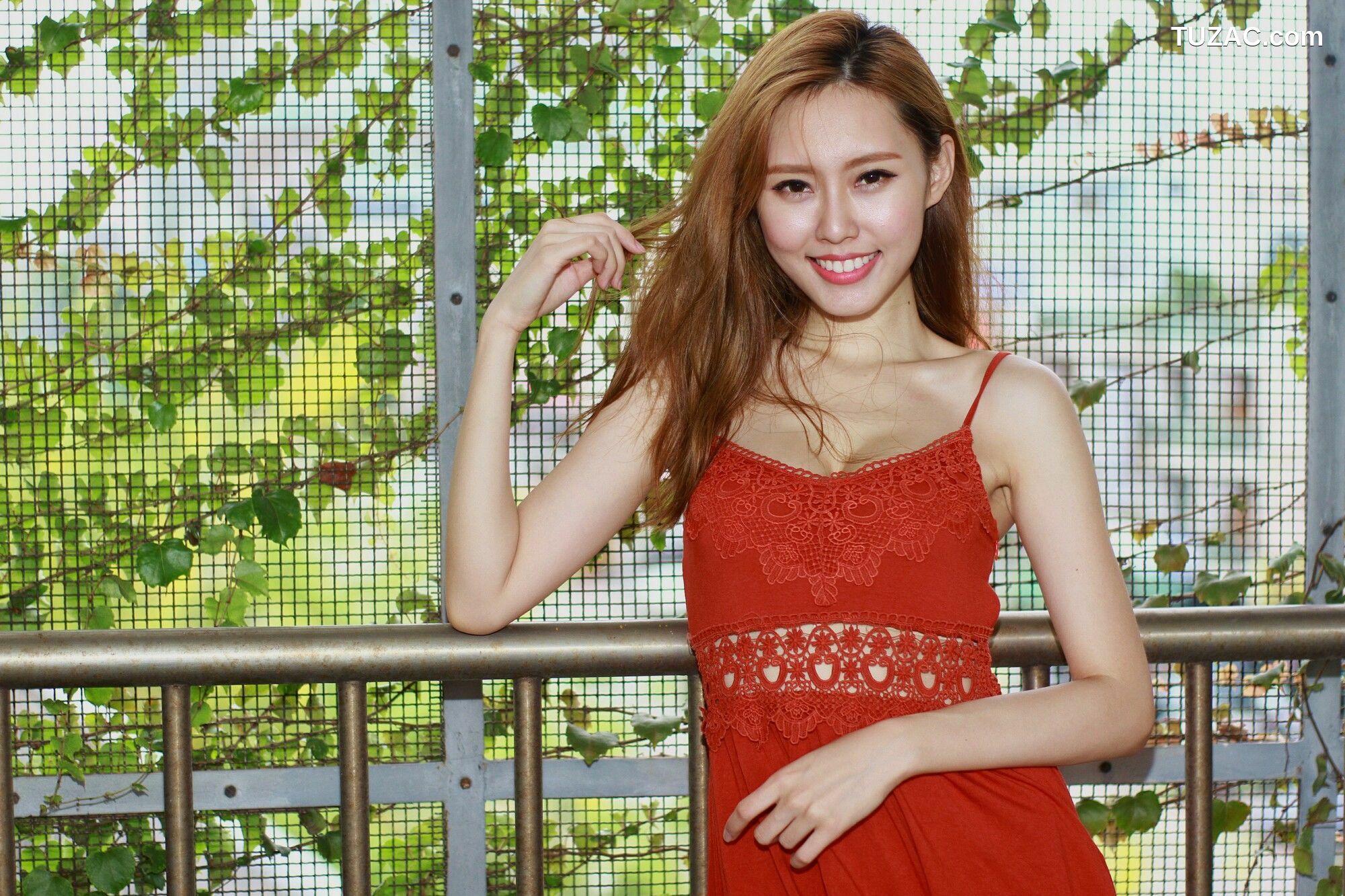 台湾正妹_ 郭珉妏Queenie - 4套服饰合集 写真集[79P]