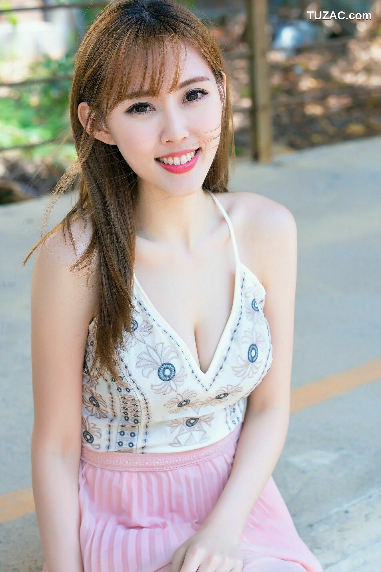 台湾正妹_ 郭珉妏Queenie - 清新街拍作品 写真集[40P]