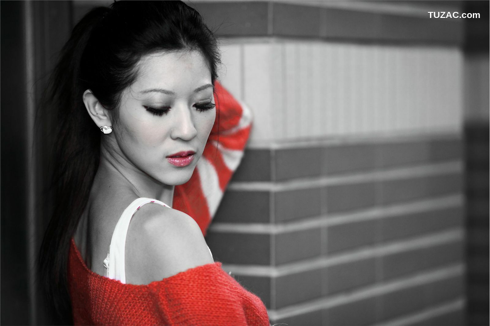 台湾正妹_ 陈韦蓉《台湾国光帮帮忙助理主持》 写真集[65P]