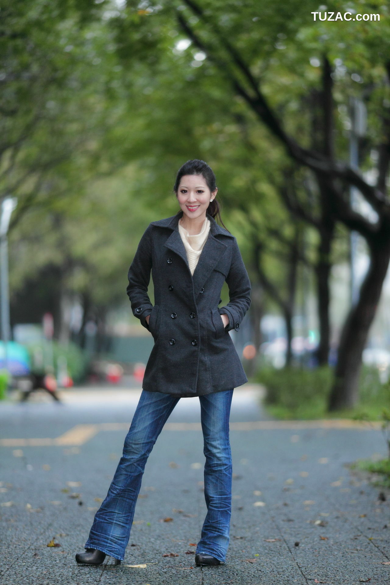 台湾正妹_ 陈韦蓉《台湾国光帮帮忙助理主持》 写真集[65P]