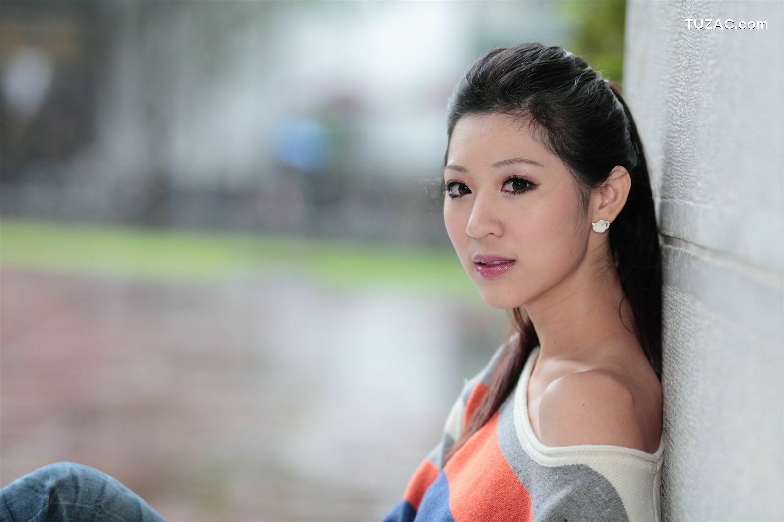 台湾正妹_ 陈韦蓉《台湾国光帮帮忙助理主持》 写真集[65P]