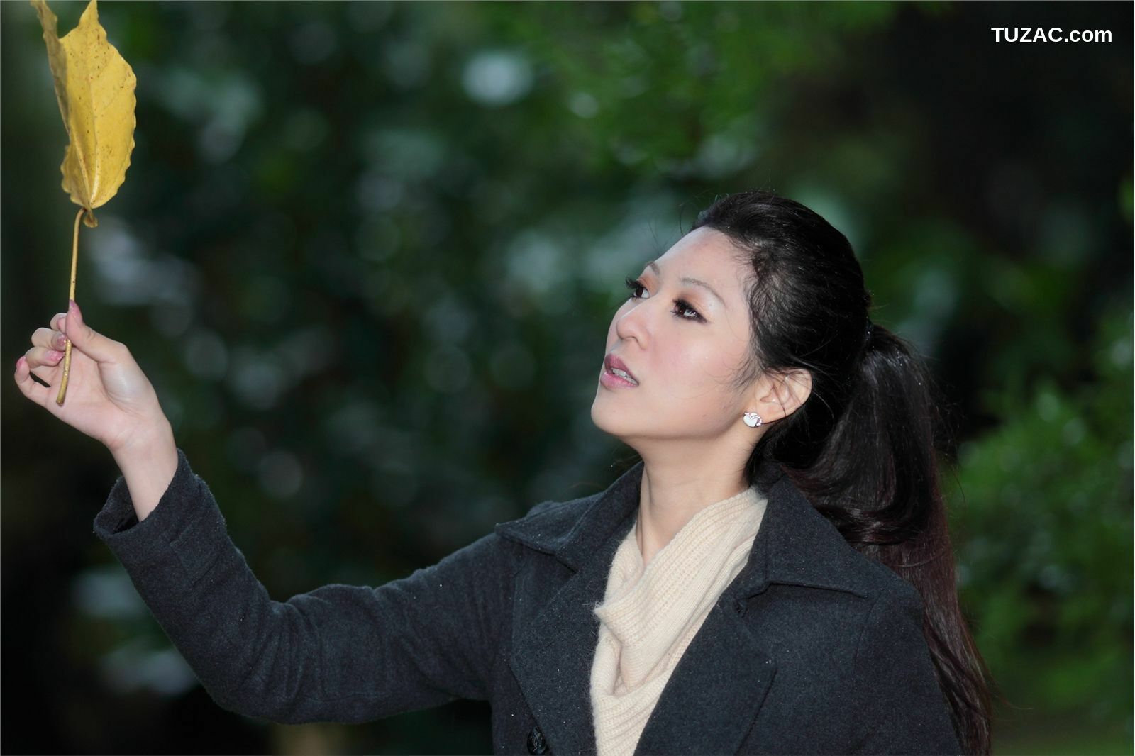 台湾正妹_ 陈韦蓉《台湾国光帮帮忙助理主持》 写真集[65P]