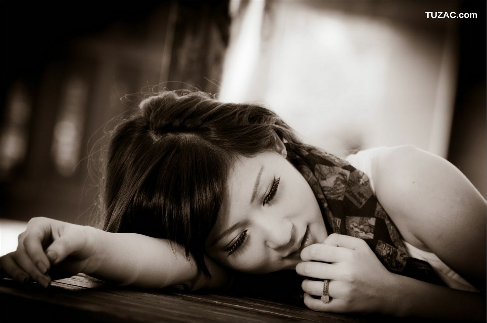 台湾正妹_ 陈韦蓉《台湾国光帮帮忙助理主持》 写真集[65P]