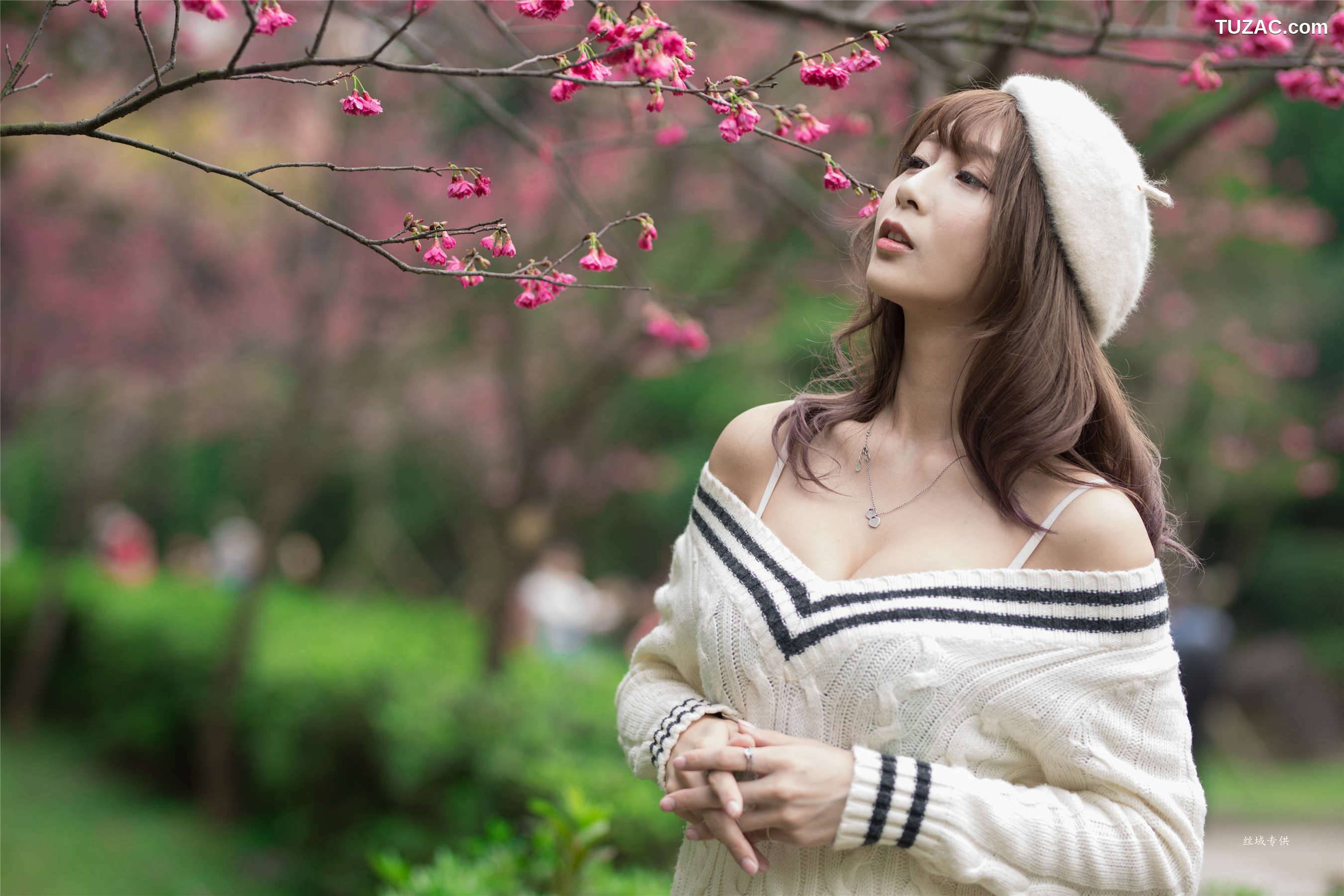 台湾正妹_ 陳奕潔《中正紀念堂》 写真集[57P]