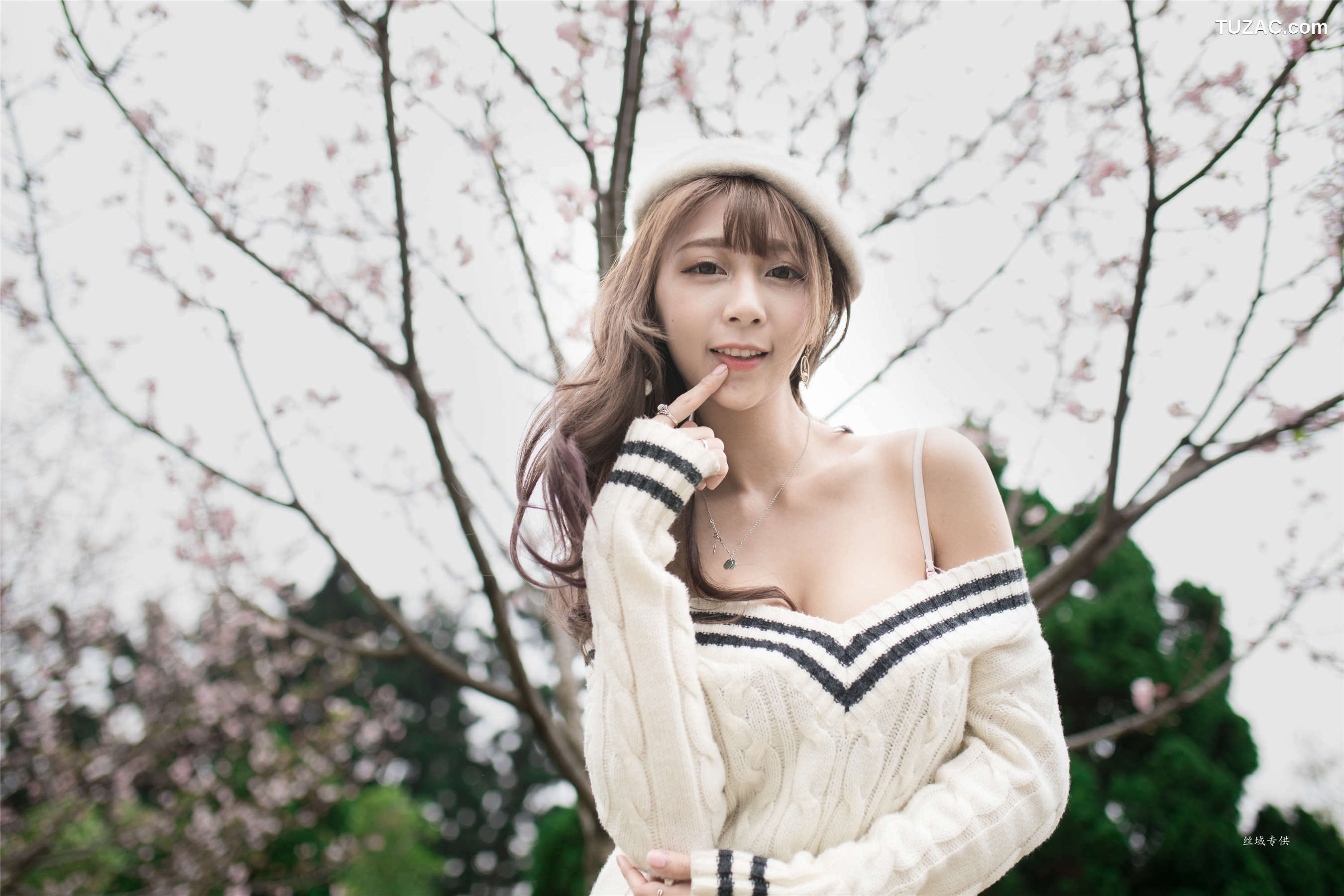 台湾正妹_ 陳奕潔《中正紀念堂》 写真集[57P]