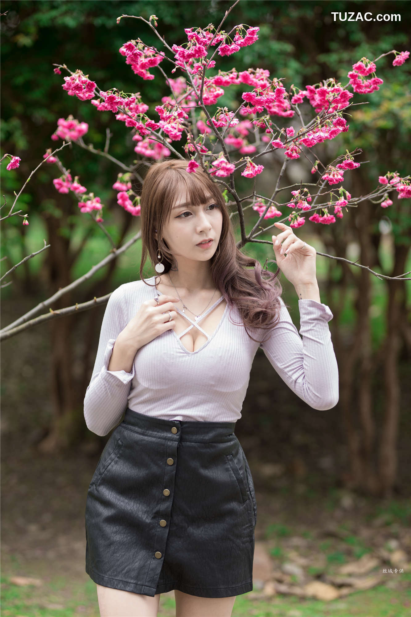 台湾正妹_ 陳奕潔《中正紀念堂》 写真集[57P]