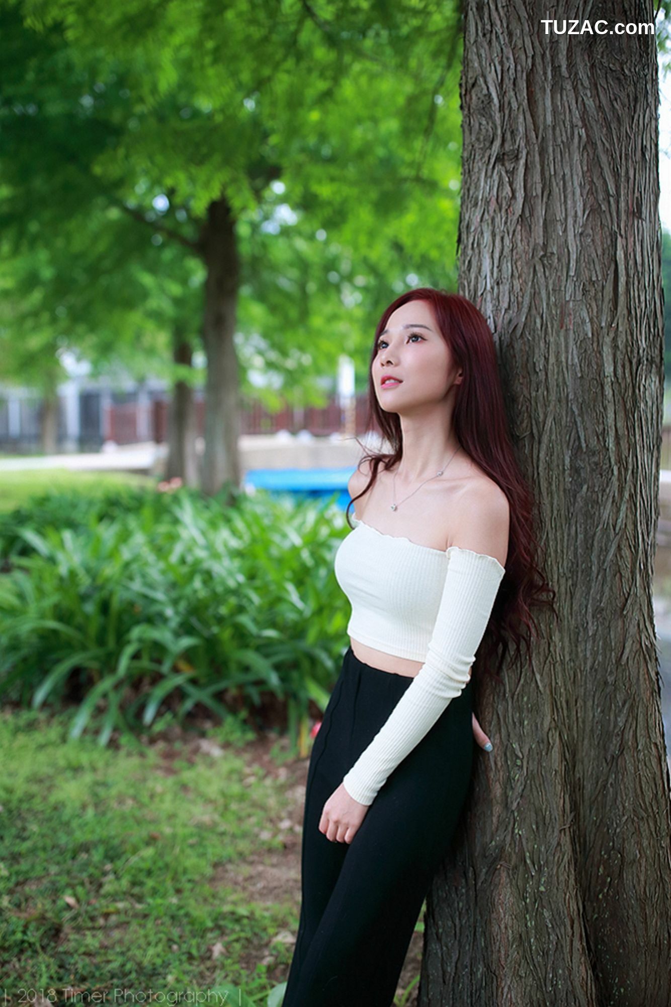 台湾正妹_ 雨玄《士林官邸外拍》 写真集[83P]