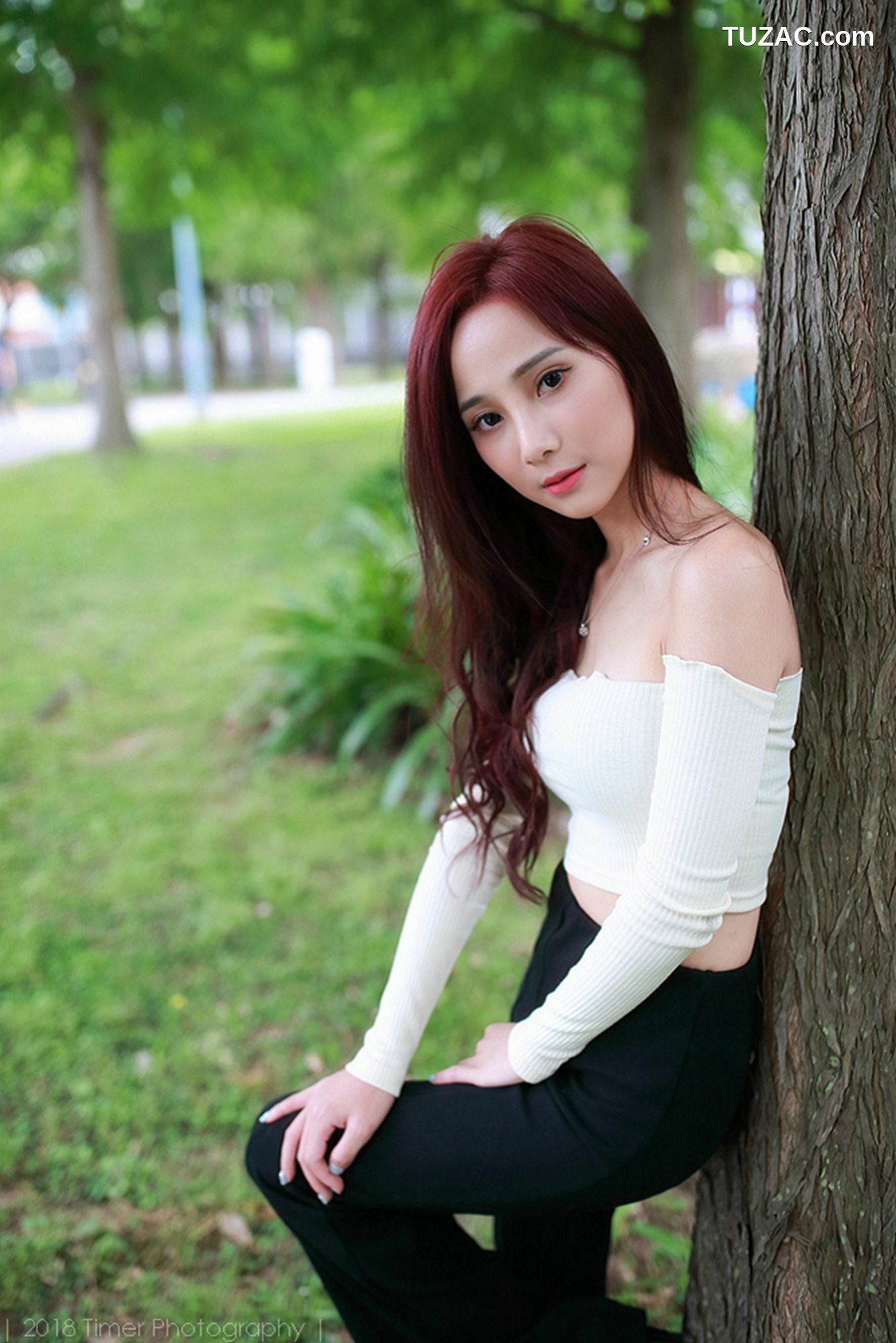 台湾正妹_ 雨玄《士林官邸外拍》 写真集[83P]