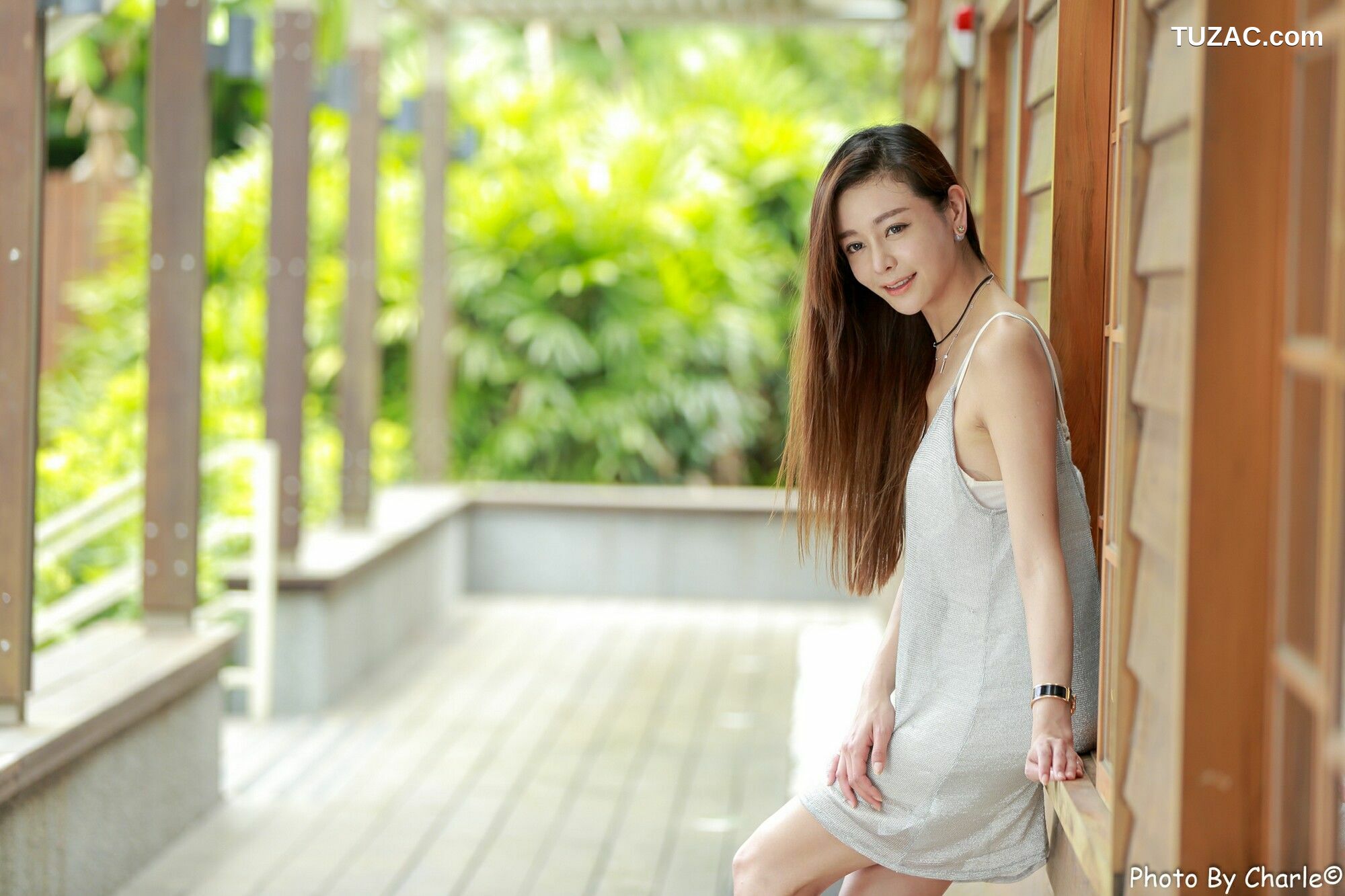 台湾正妹_ 韩羽 - 清新外拍 写真集[100P]