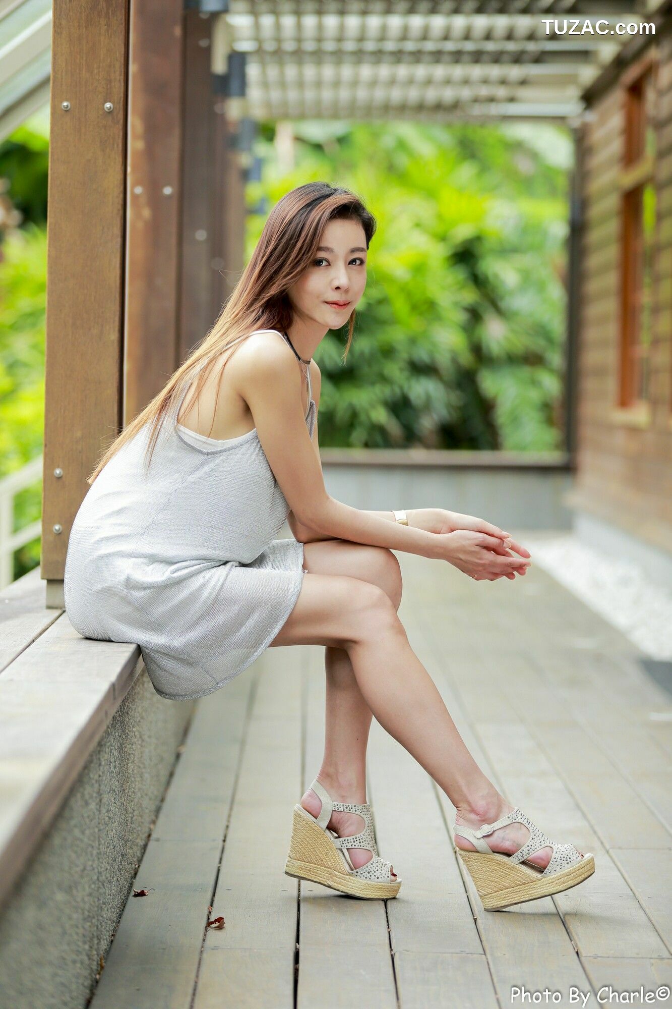 台湾正妹_ 韩羽 - 清新外拍 写真集[100P]