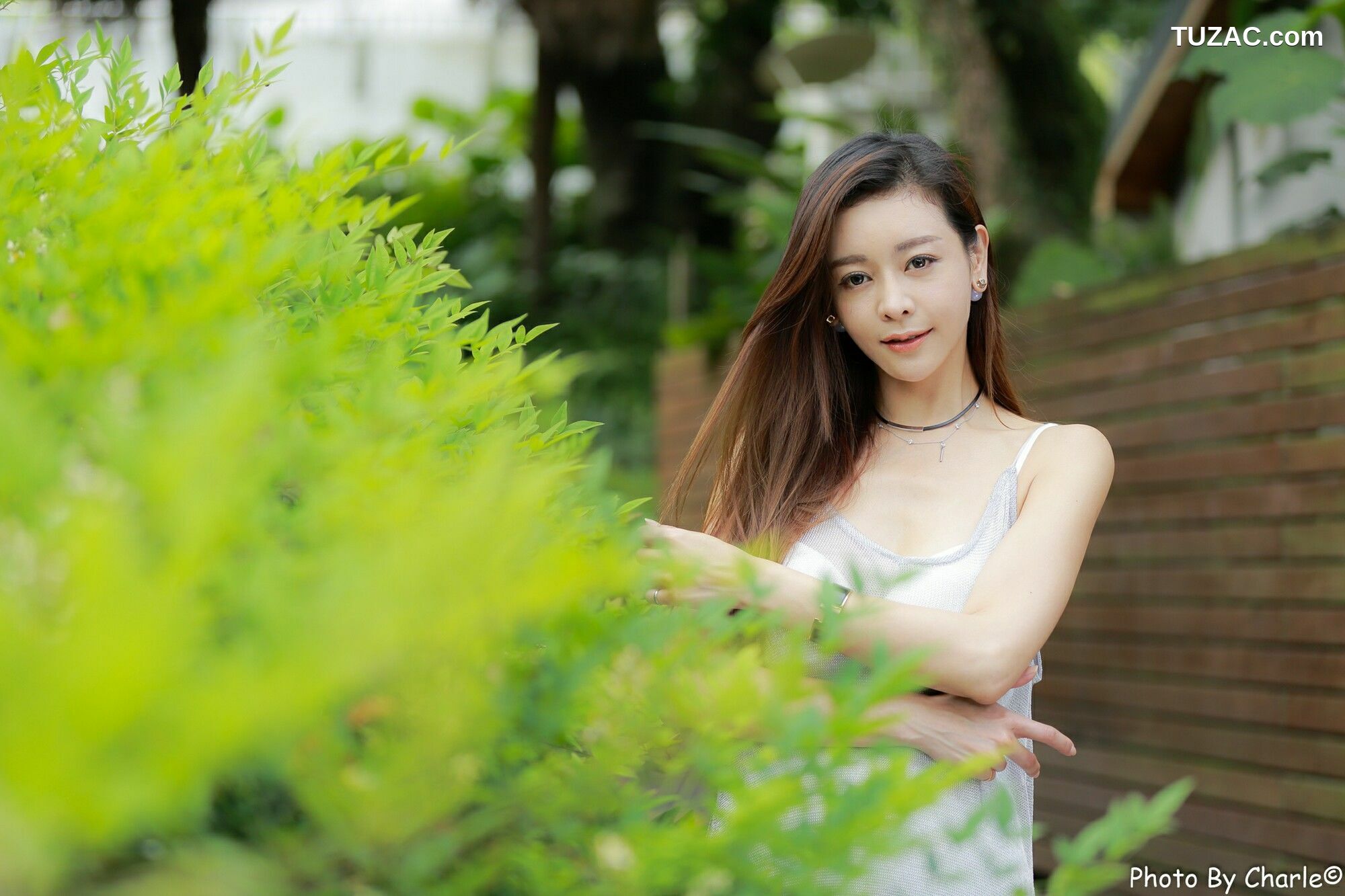 台湾正妹_ 韩羽 - 清新外拍 写真集[100P]