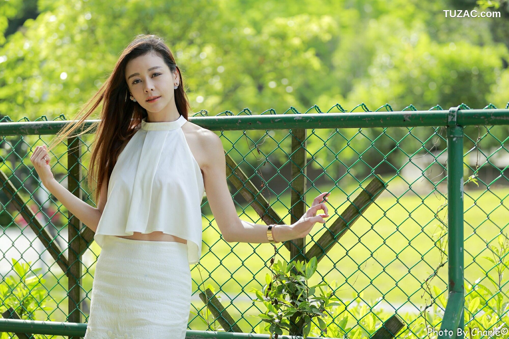 台湾正妹_ 韩羽 - 清新外拍 写真集[100P]