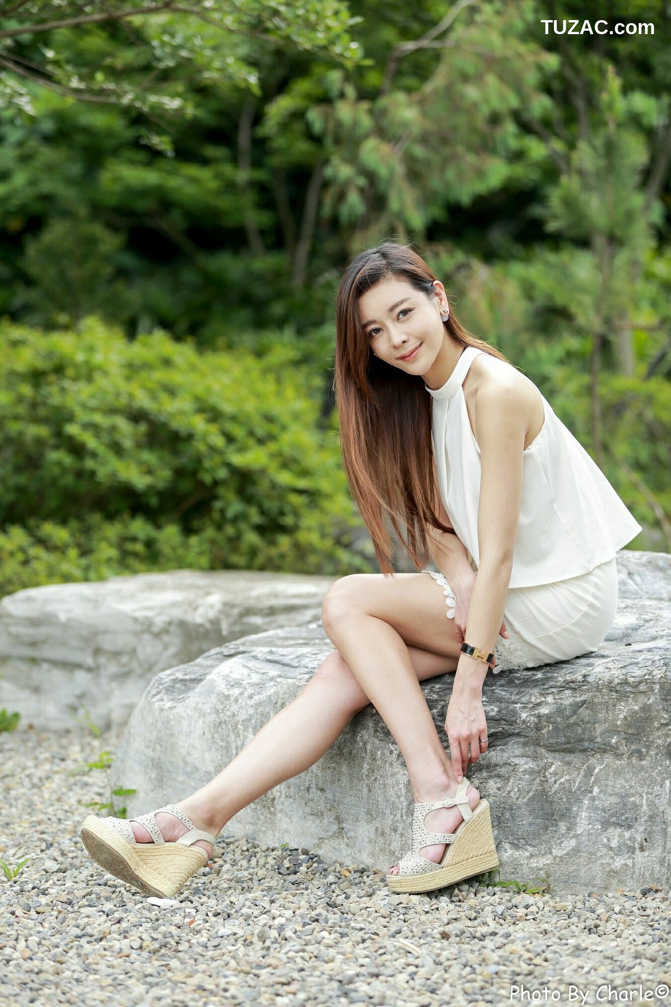台湾正妹_ 韩羽 - 清新外拍 写真集[100P]
