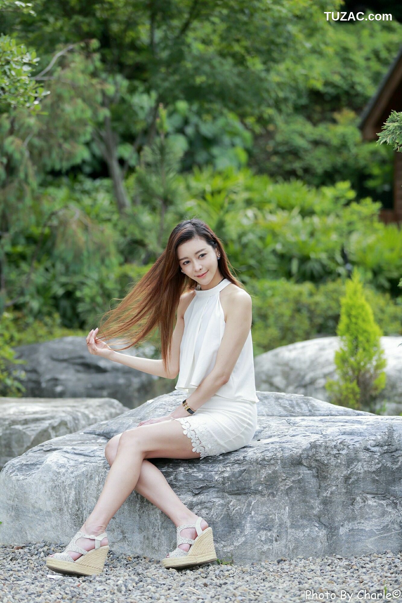 台湾正妹_ 韩羽 - 清新外拍 写真集[100P]