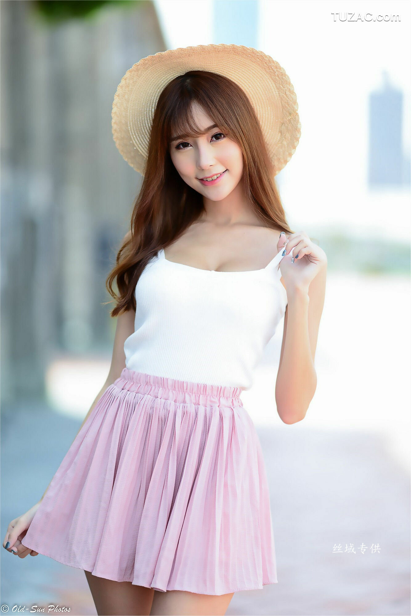 台湾正妹_ 黃上晏《駁二》 写真集[99P]