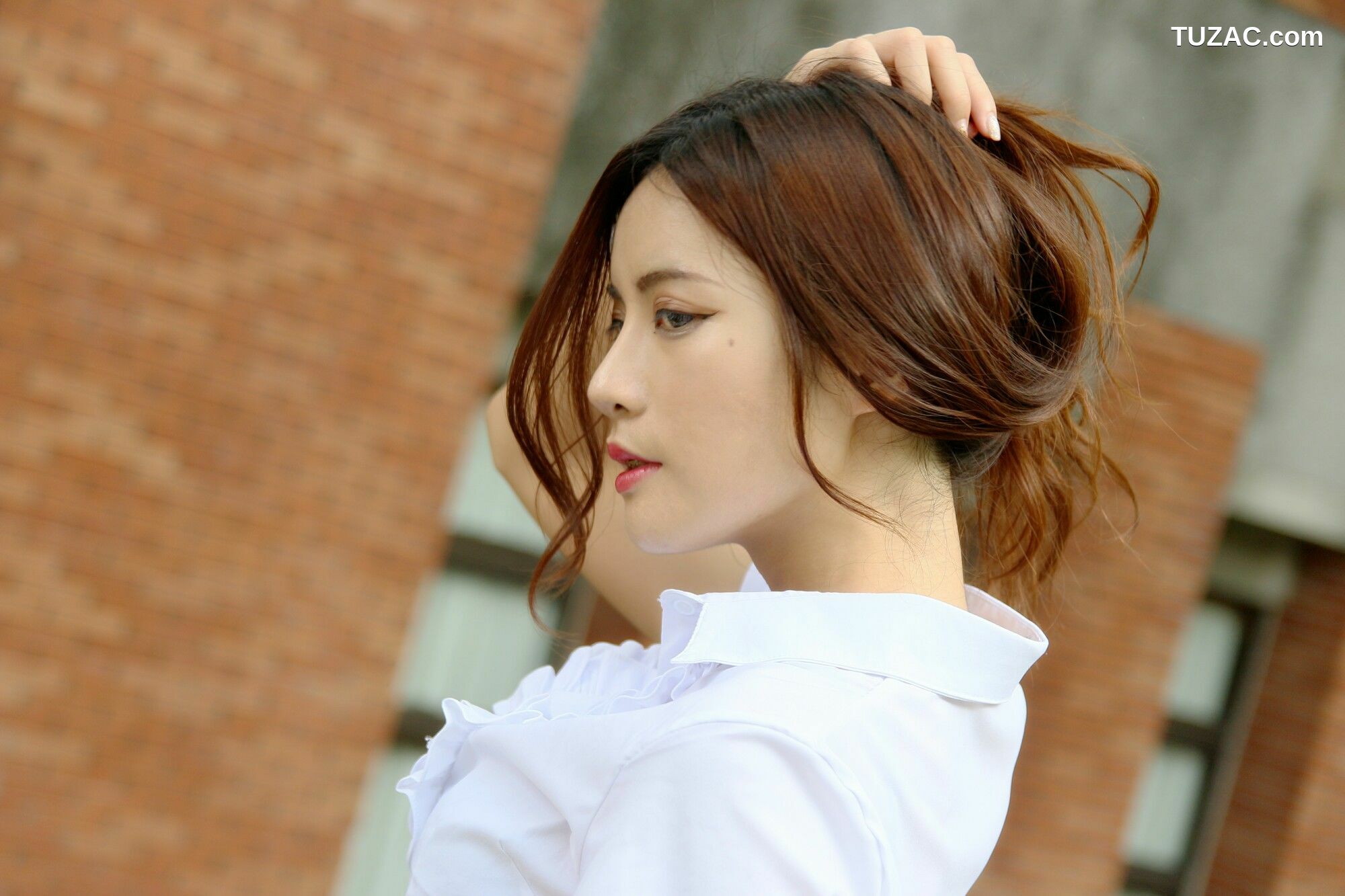 台湾正妹_ 黃書庭《外拍合集》 写真集[43P]