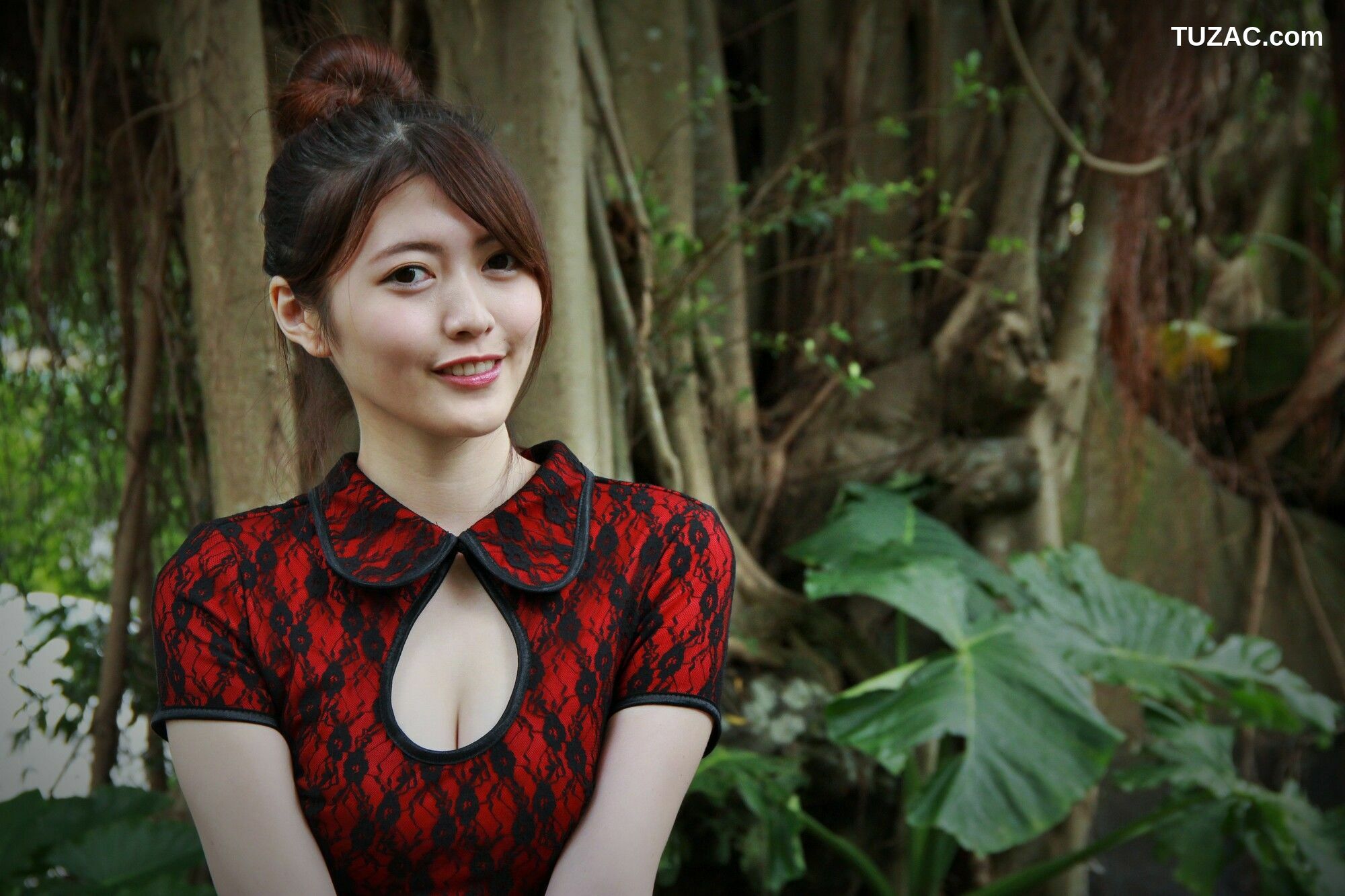 台湾正妹_ 黄品瑄/Brindy薛薛《至善園旗袍外拍》 写真集[67P]