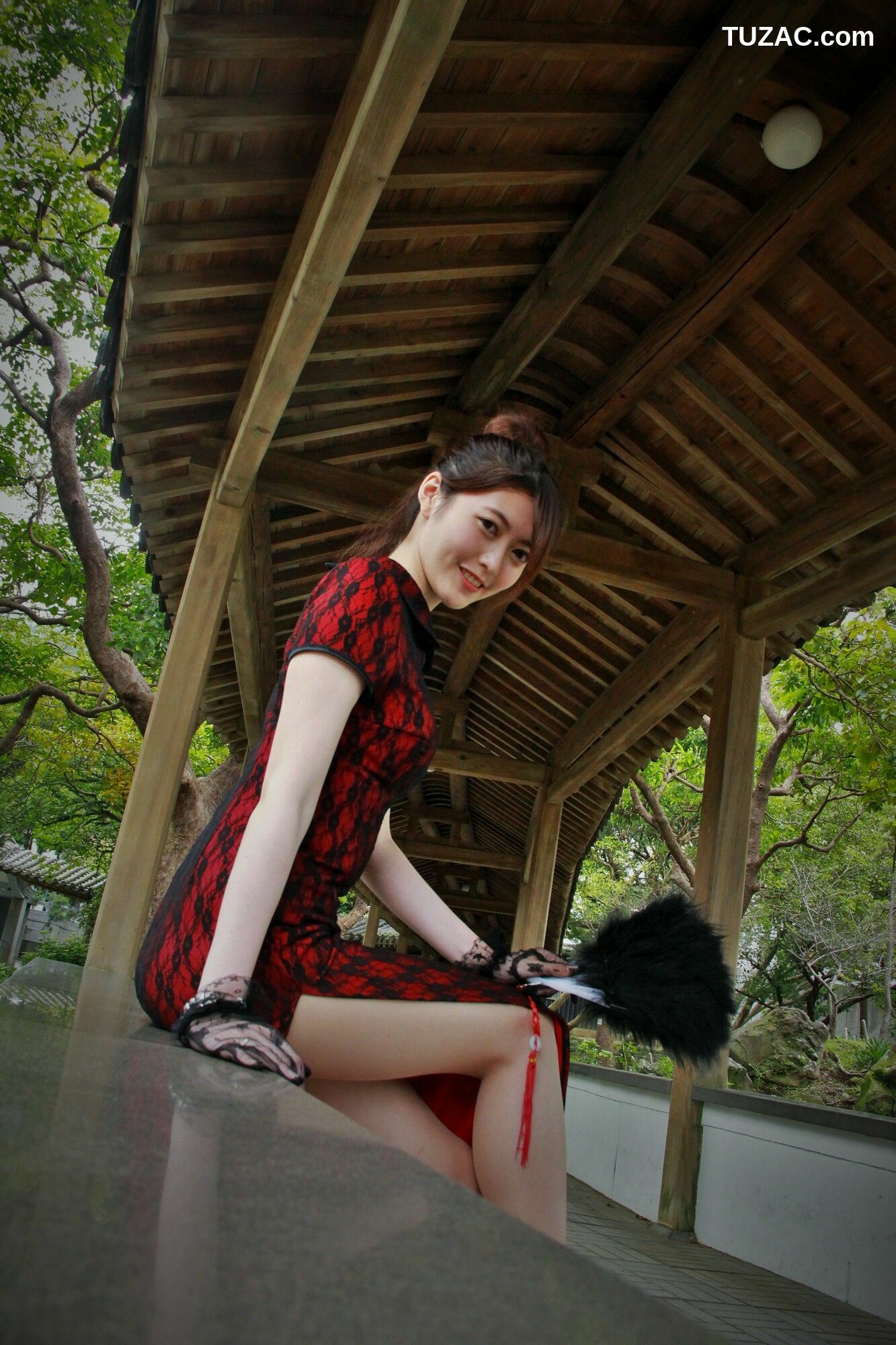 台湾正妹_ 黄品瑄/Brindy薛薛《至善園旗袍外拍》 写真集[67P]