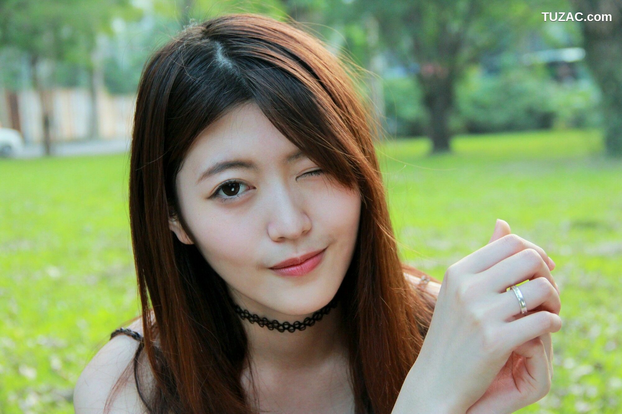 台湾正妹_ 黄品瑄《台湾大学外拍》 写真集[43P]