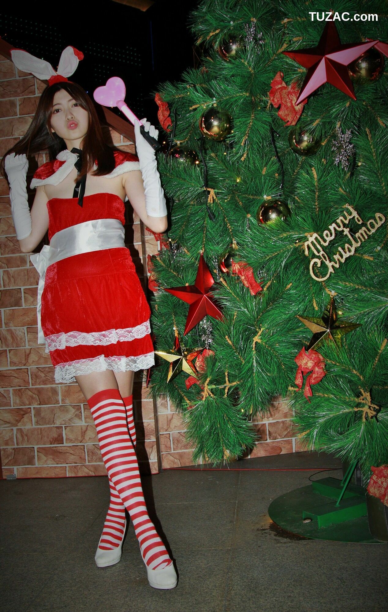 台湾正妹_ 黄品瑄《板橋耶誕城夜拍》 写真集[85P]