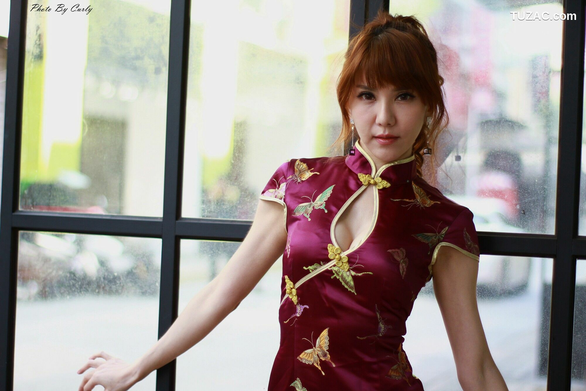 台湾正妹_ 黄淑华Maggie《新崛江商圈-旗袍系列》 写真集[53P]