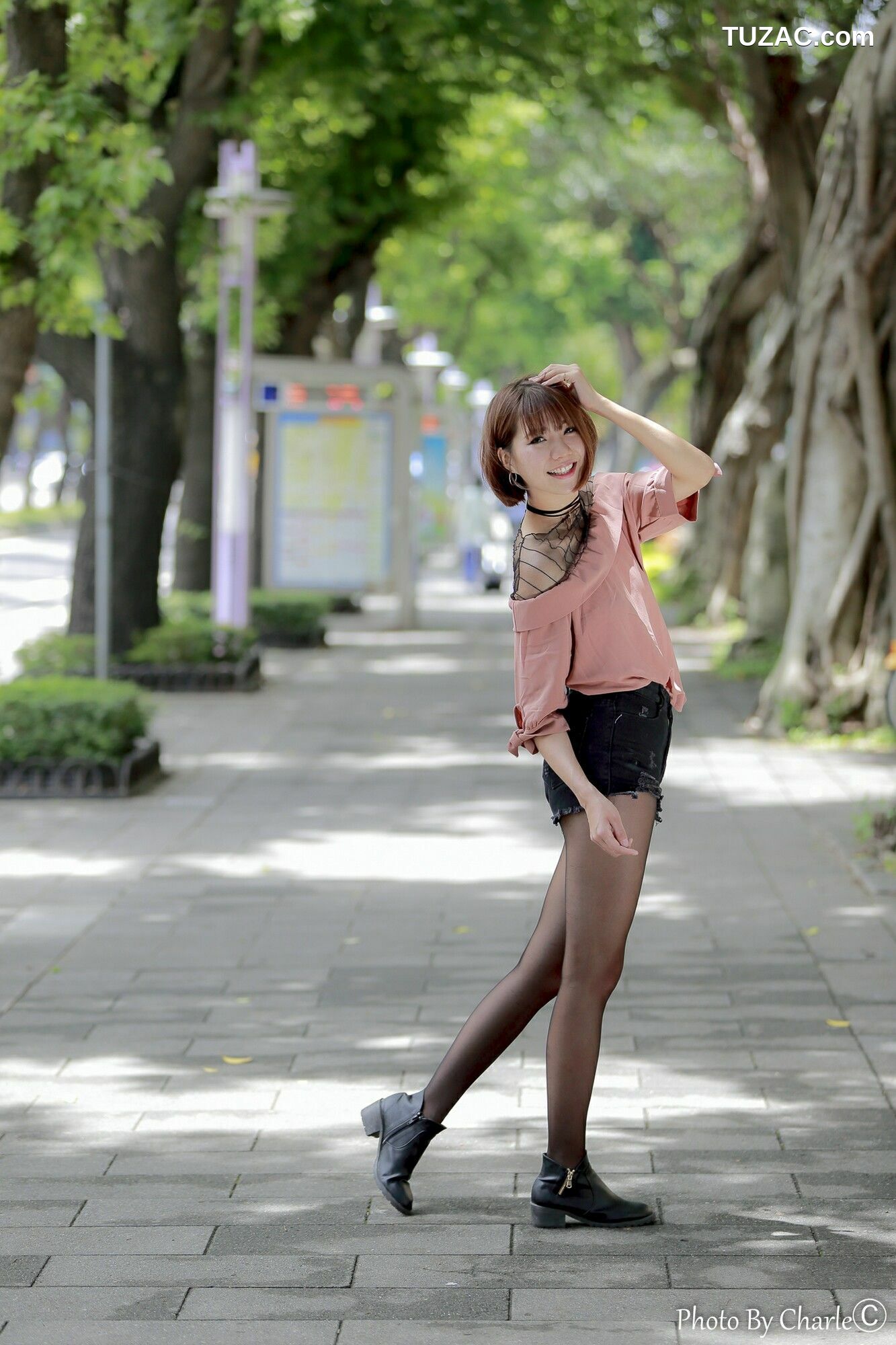 台湾正妹_ 黄竹宣《圓山花博外拍》 写真集[37P]