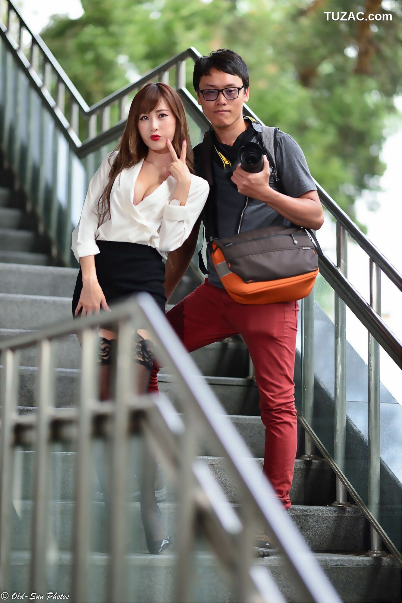 台湾正妹_ 黄艾比Abbie《油廠國小OL外拍》 写真集[120P]