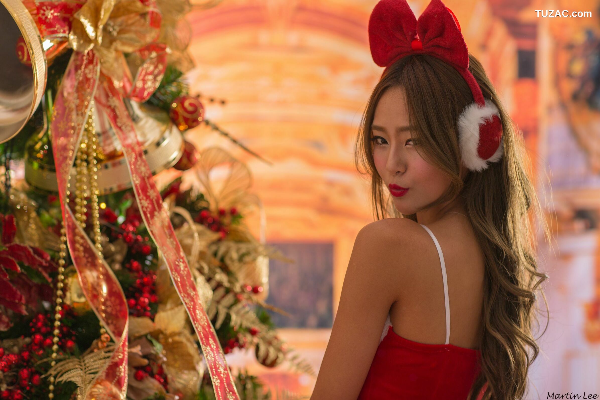 台湾正妹_Beautyleg腿模Winnie小雪《圣诞节 棚拍3套装扮》写真合集