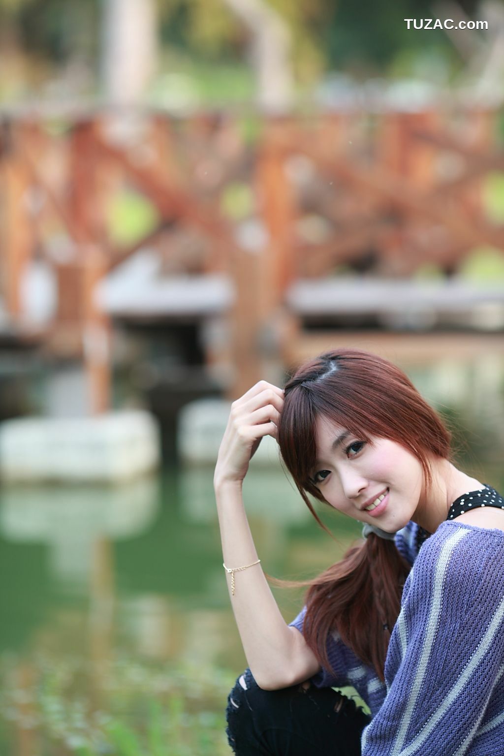 台湾正妹_Kila晶晶/廖挺伶《街拍清新图片》 写真合集