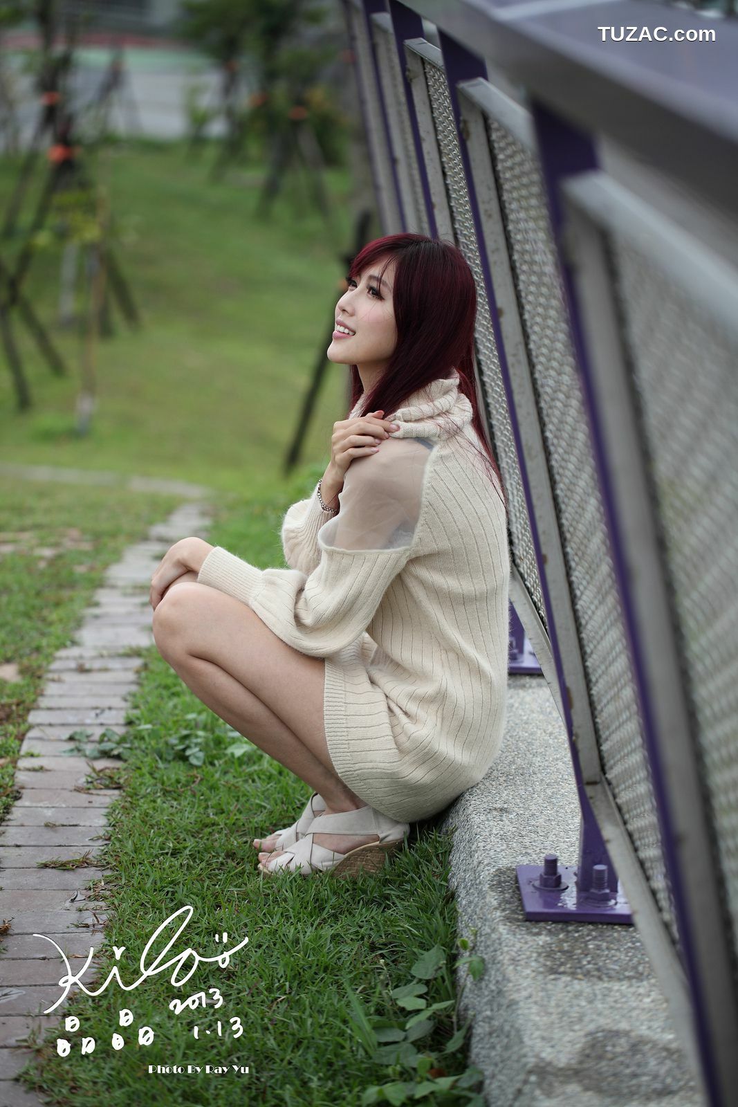 台湾正妹_Kila晶晶/廖挺伶《针织衫套裙街拍》写真集