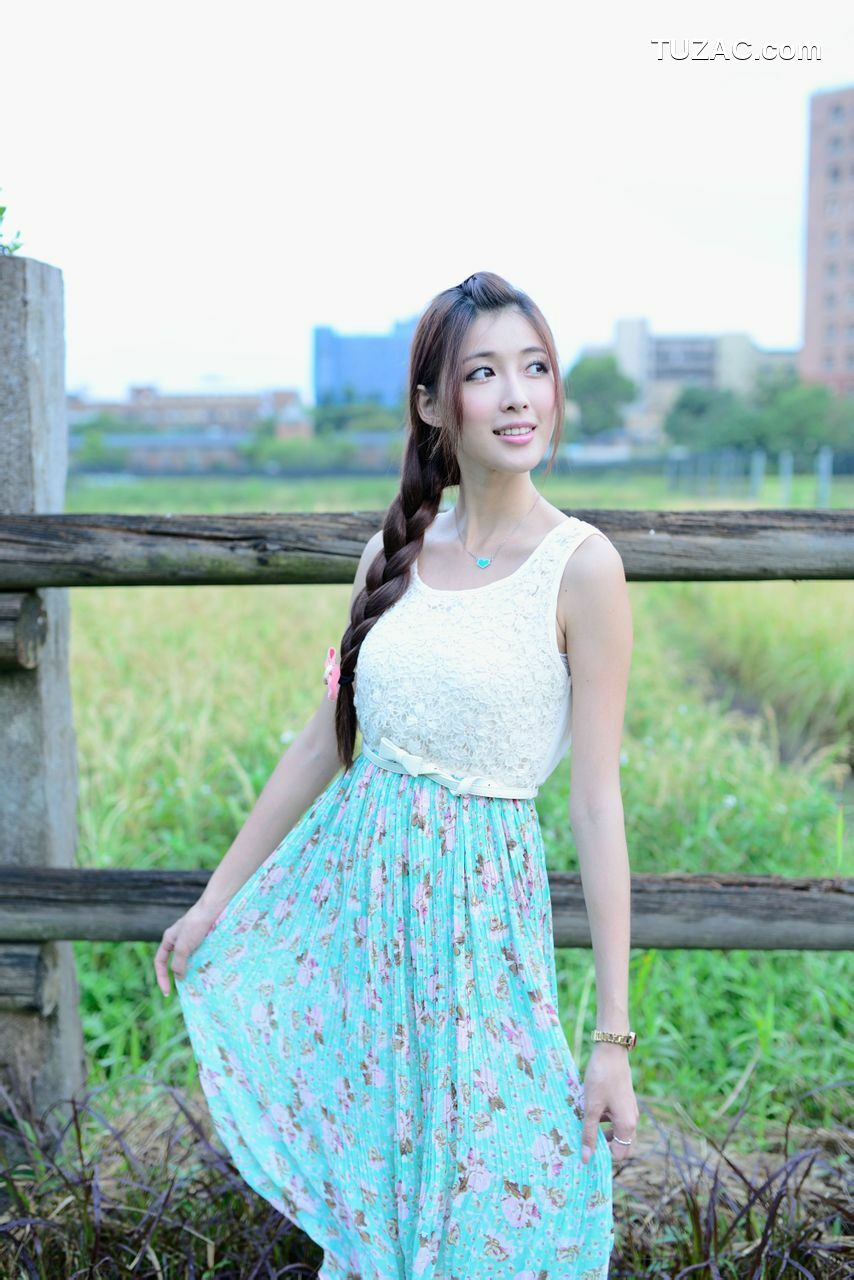 台湾正妹_Kila晶晶/金允乔《小清新唯美长裙》外拍写真集