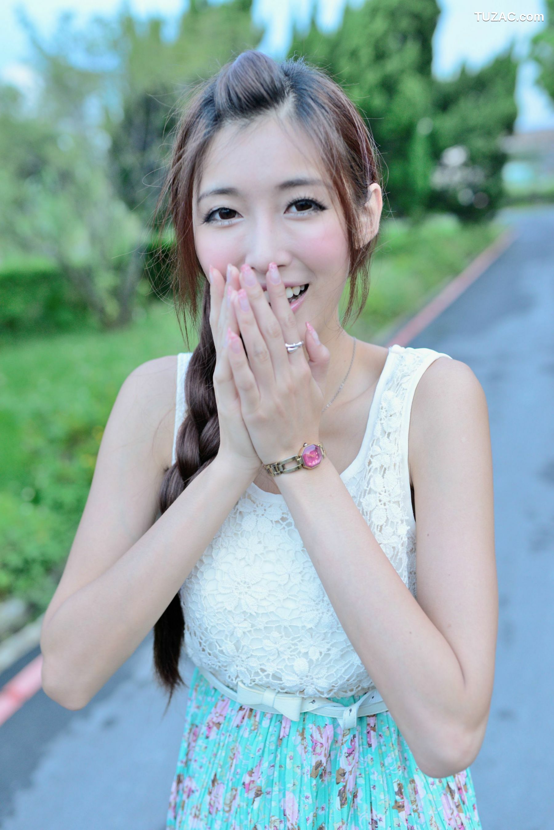 台湾正妹_Kila晶晶/金允乔《小清新唯美长裙》外拍写真集