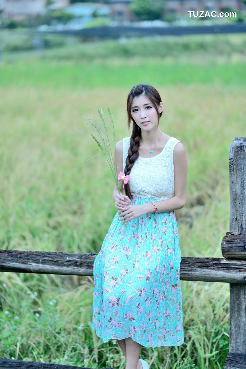 台湾正妹_Kila晶晶/金允乔《小清新唯美长裙》外拍写真集