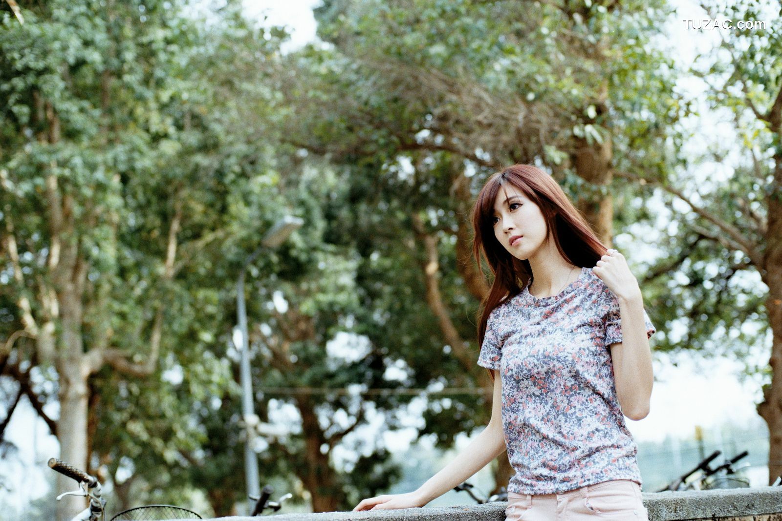 台湾正妹_Kila晶晶/金允乔《校园美拍系列图片》写真合集