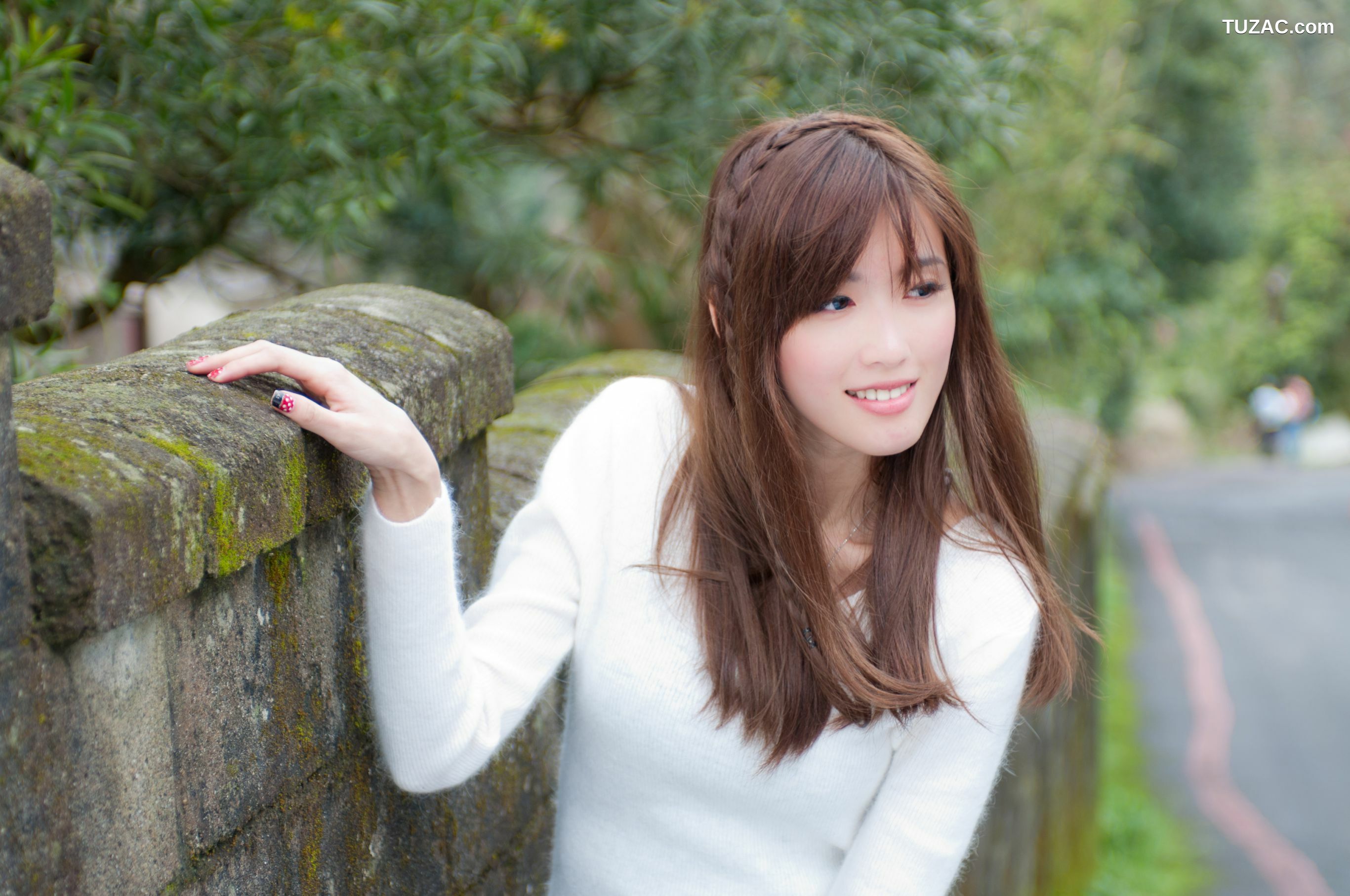 台湾正妹_Kila晶晶/金允乔《校园美拍系列图片》写真合集