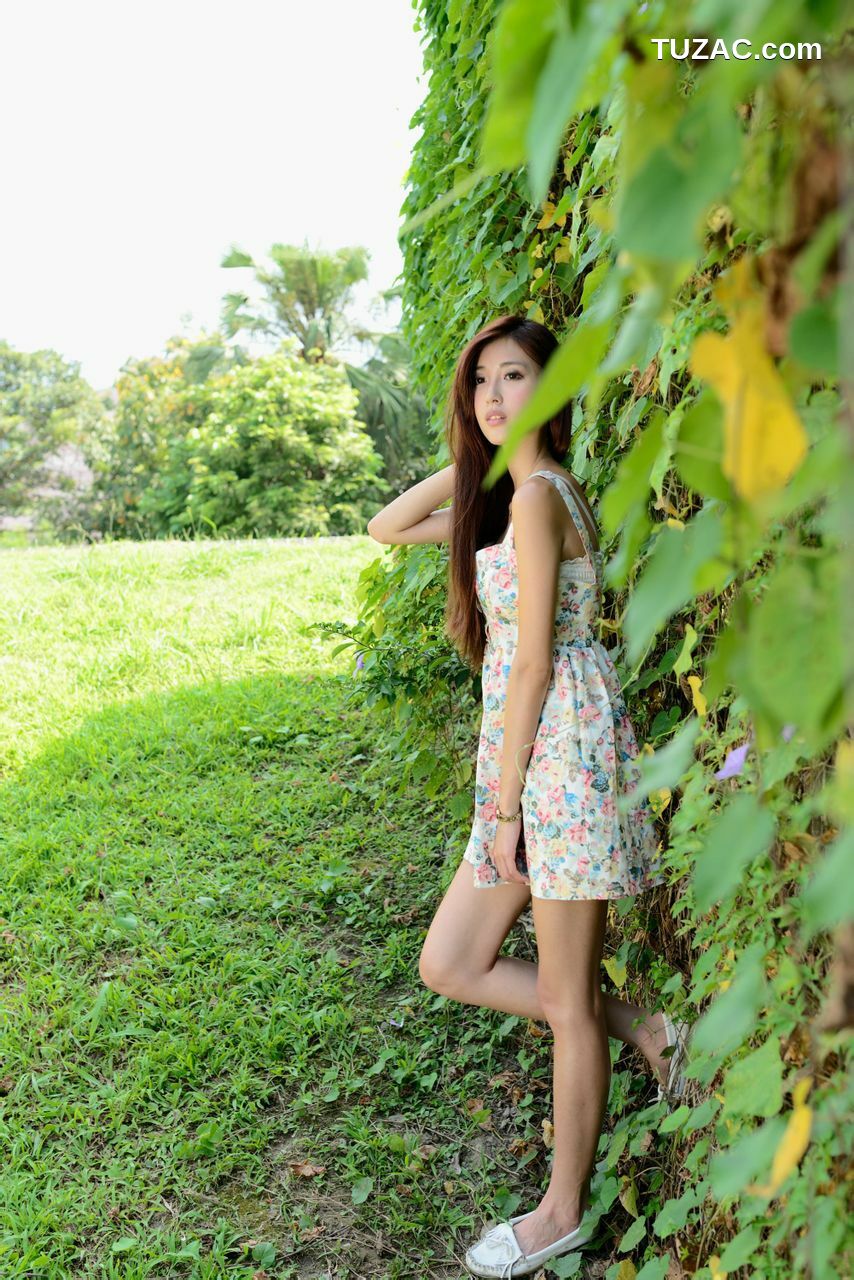 台湾正妹_Kila晶晶/金允乔《街拍吊带连衣裙系列》写真集