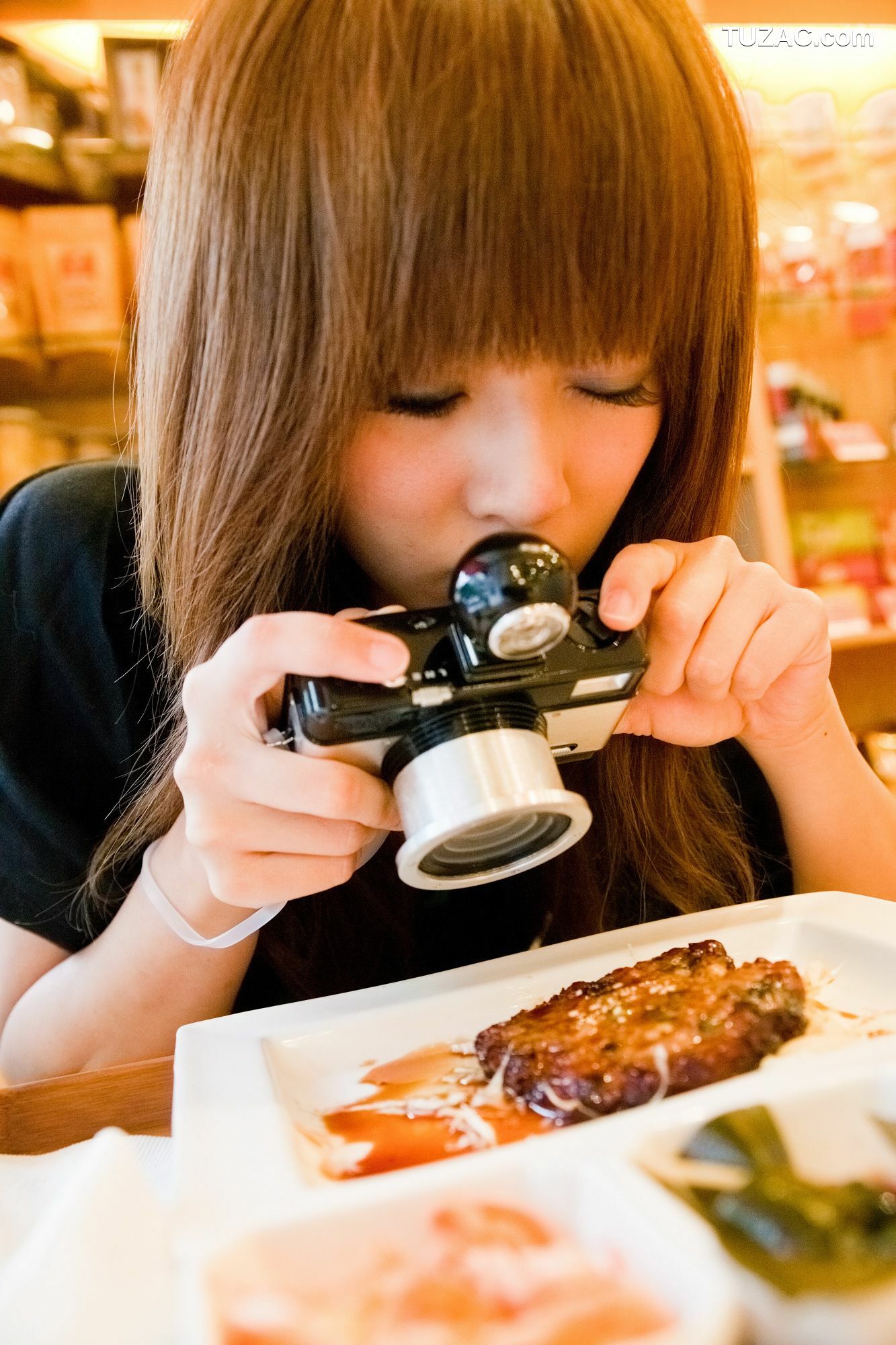 台湾正妹_Mikako/张允霏《果子在果子咖啡》写真集