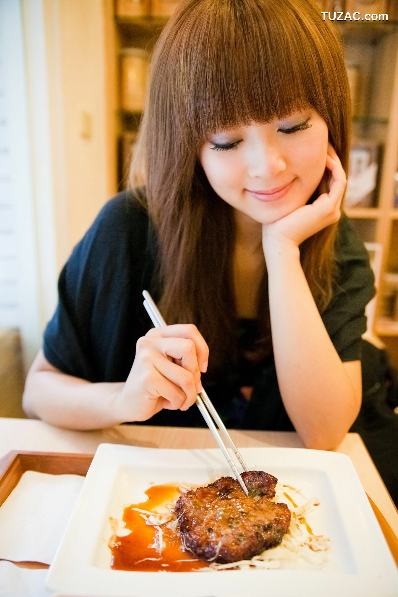 台湾正妹_Mikako/张允霏《果子在果子咖啡》写真集