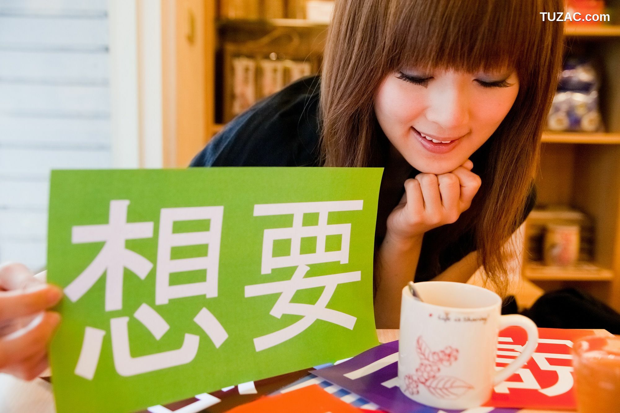 台湾正妹_Mikako/张允霏《果子在果子咖啡》写真集