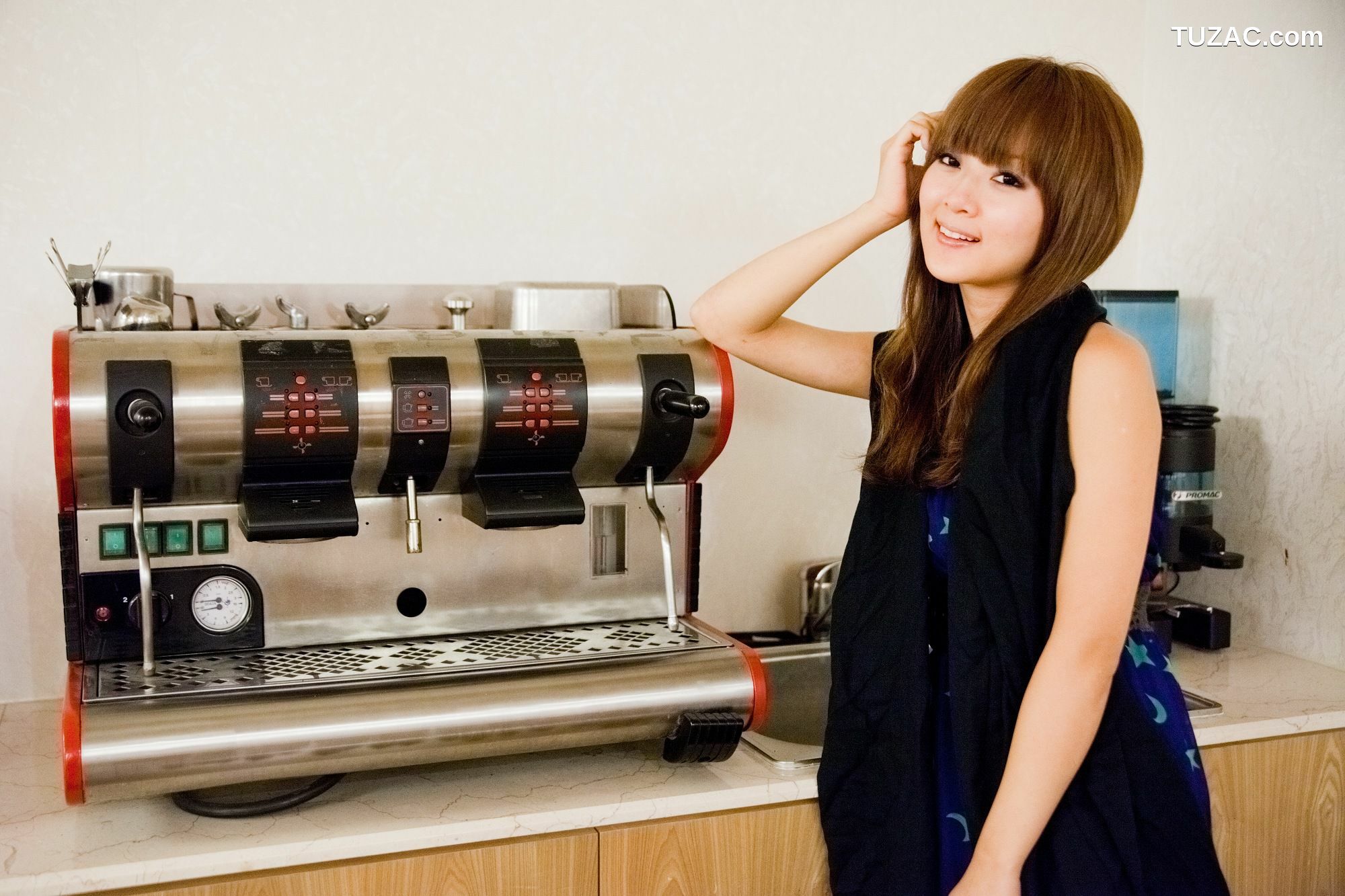 台湾正妹_Mikako/张允霏《果子在果子咖啡》写真集